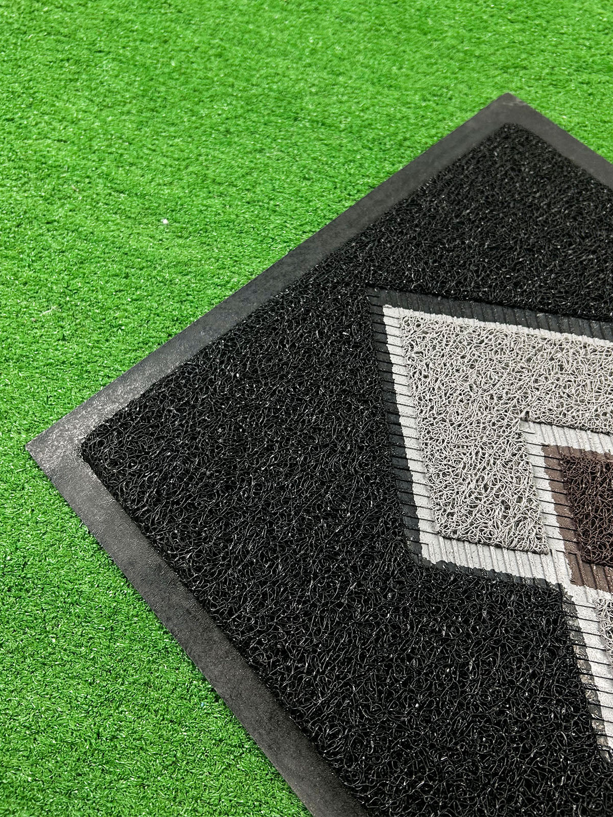 Anti-Slip Floor Mat 15" × 23" | Design 122