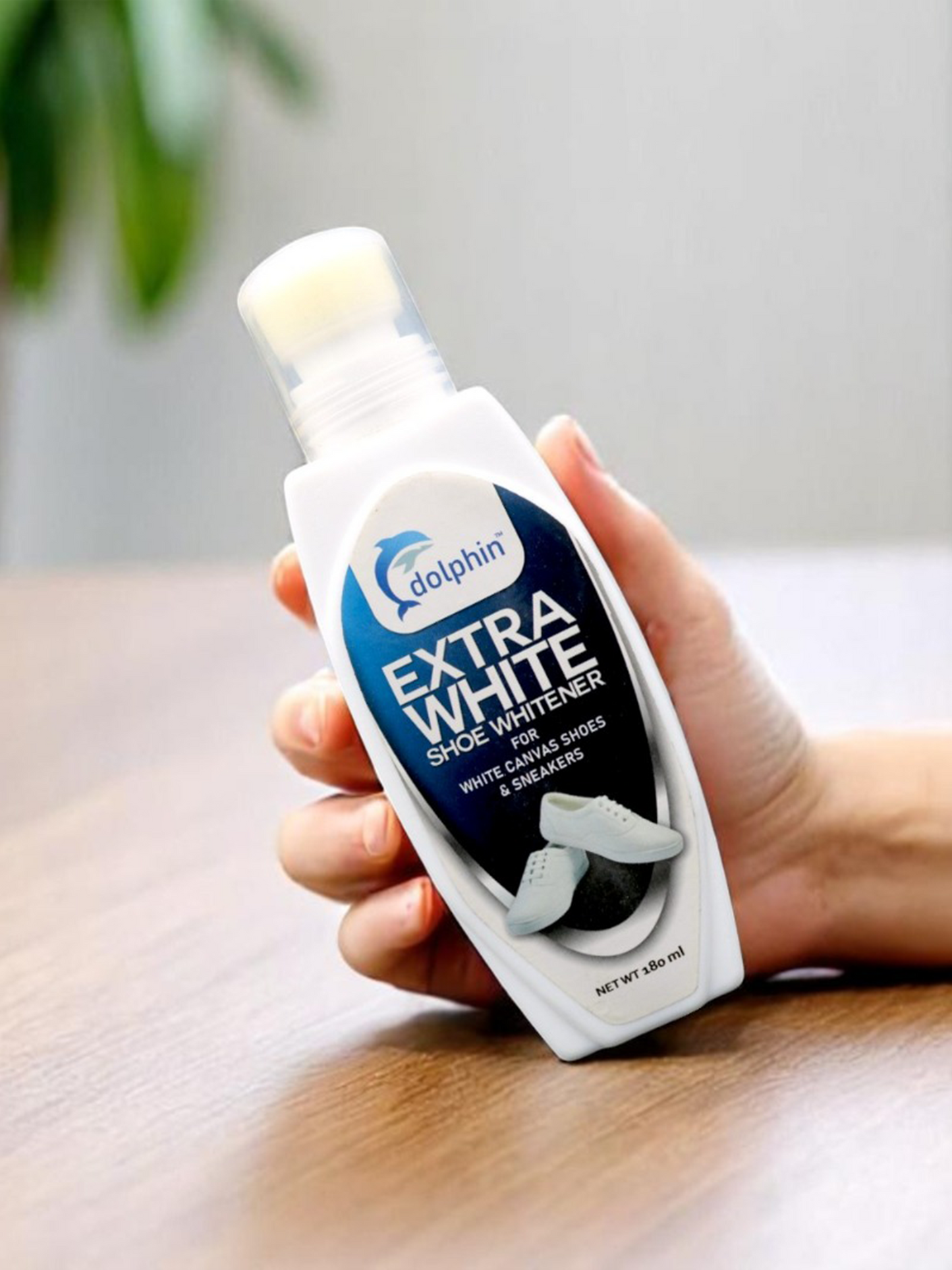 Dolphin Extra White Shoe Whitener & Sneakers 180 ml SP04