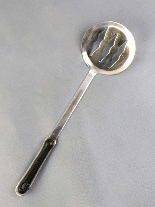 Stainless Steel Flat Handle Kitchen Spoon with Slits 01