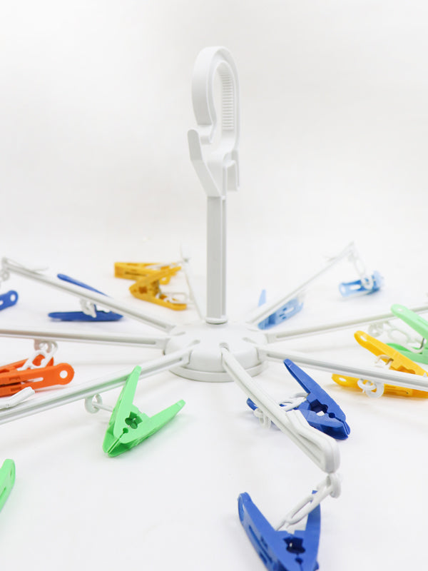 Multicolor Cloth Hanger With 16 Clips Clothpegs