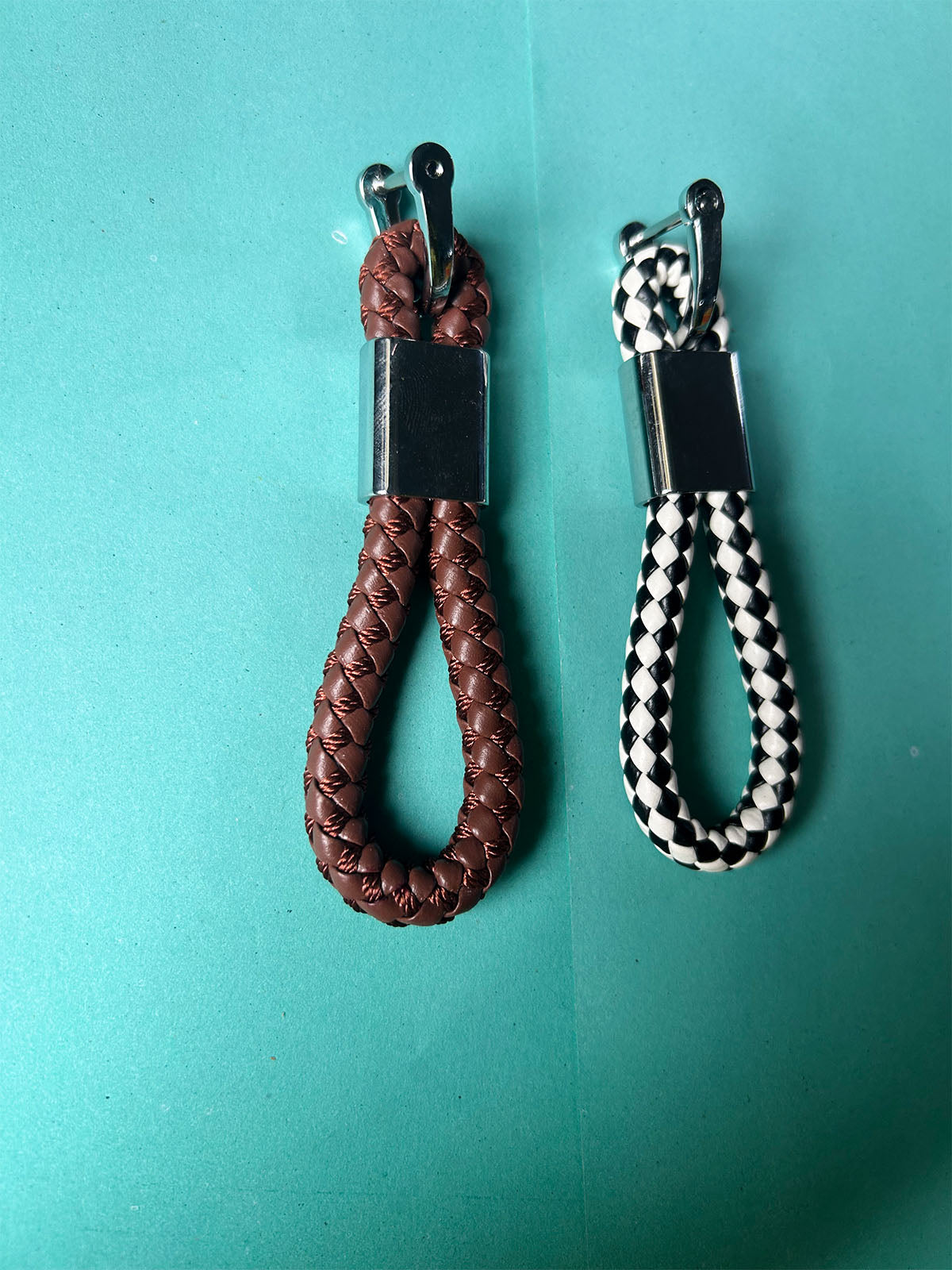 KC41 Pack of 2 Key Chain Multicolor