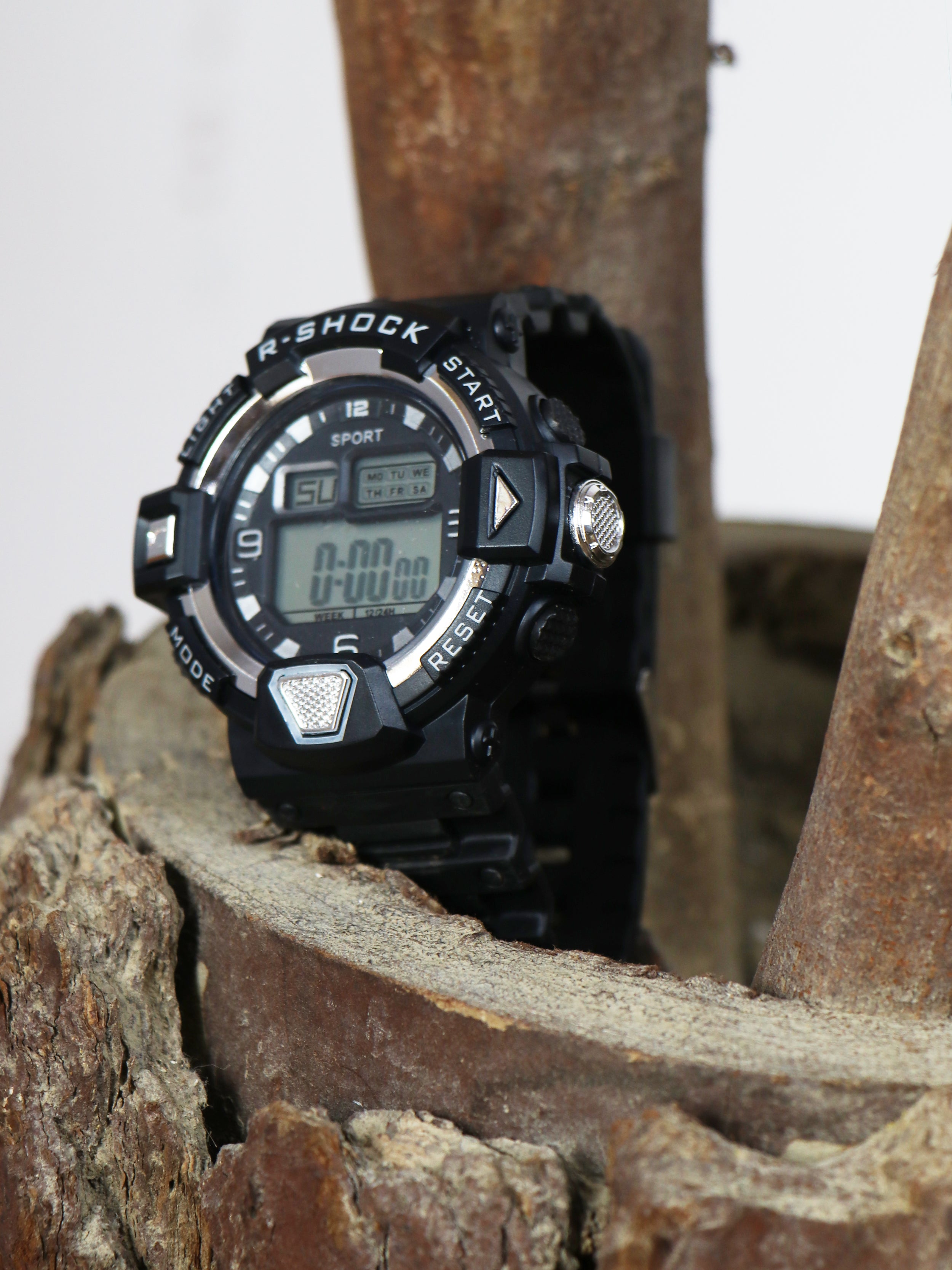 R shock 2025 watch price