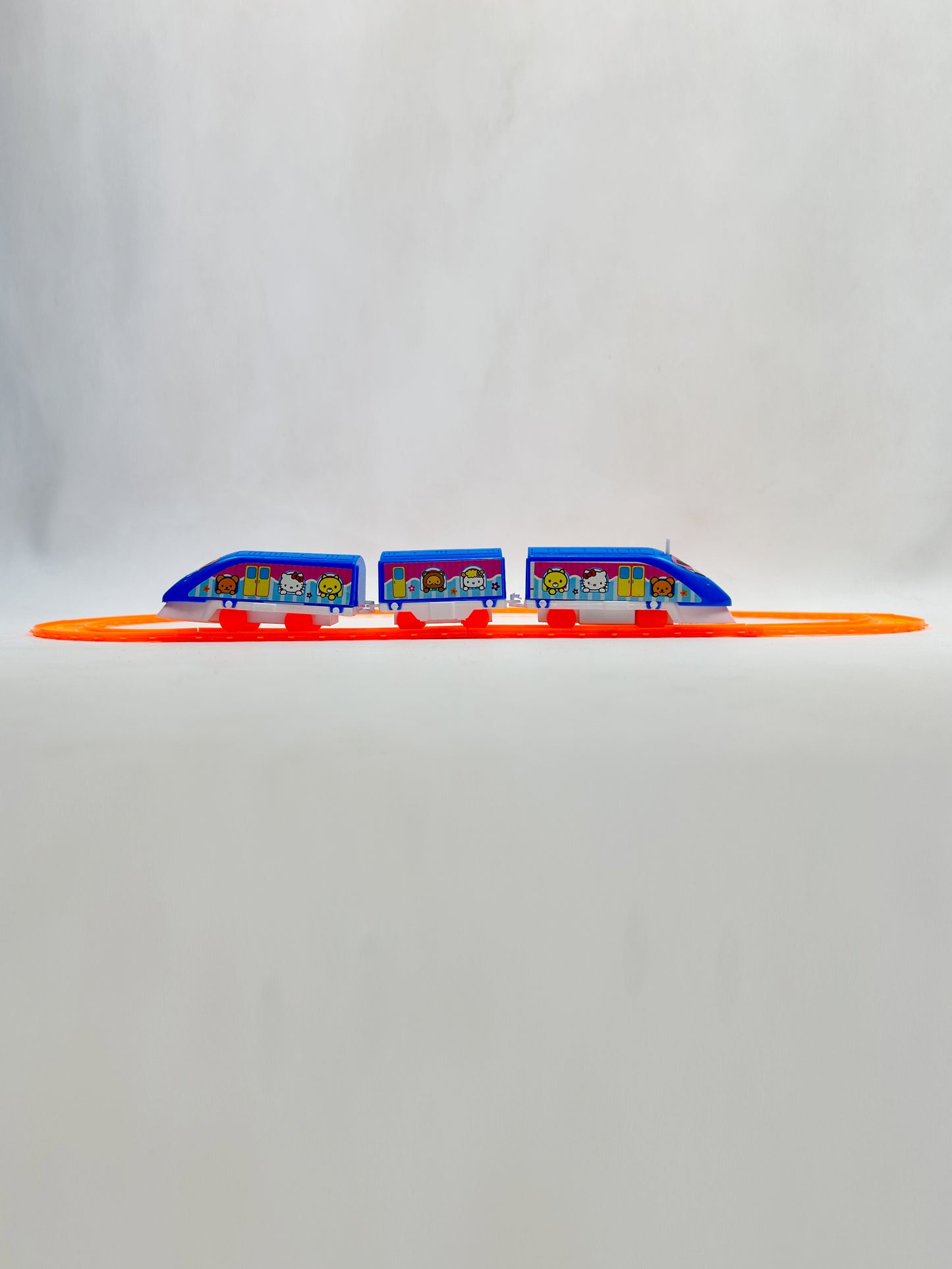 Hello Kitty Electric Train Set KTY106