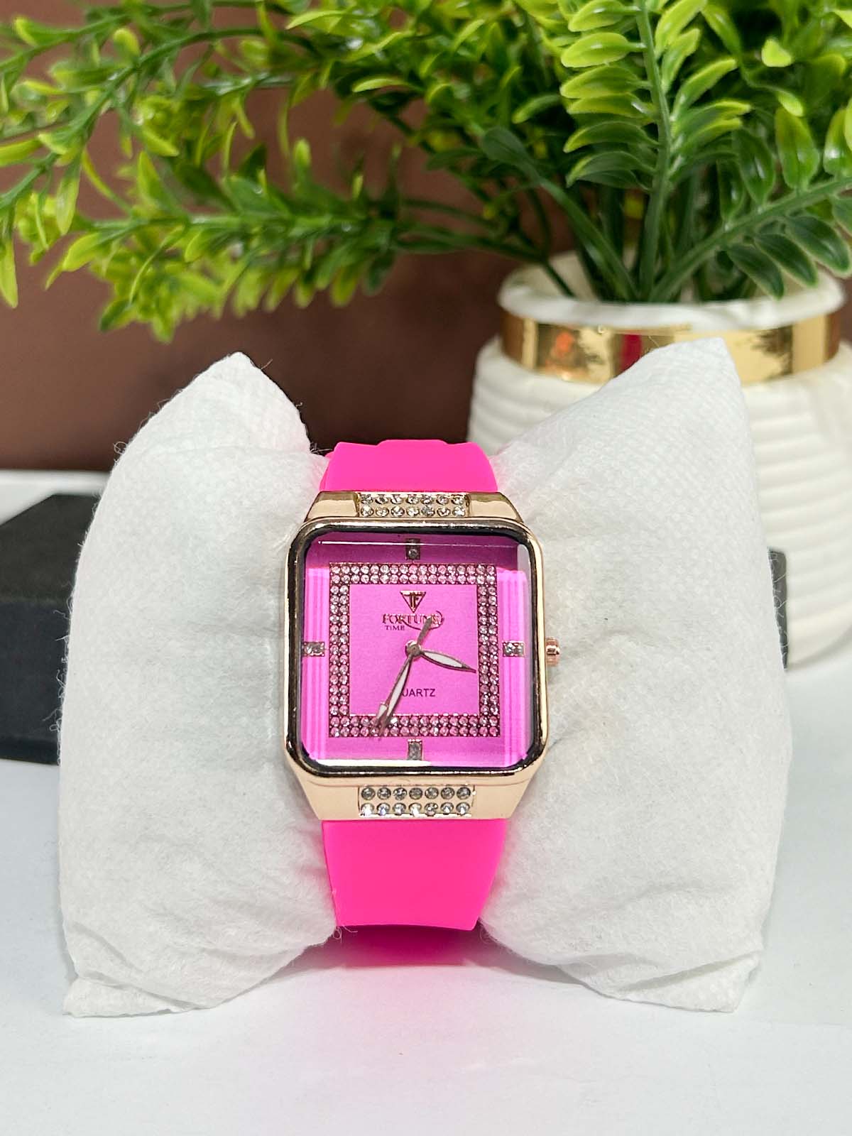 Violet Stylish Wrist Watch for Women WW150