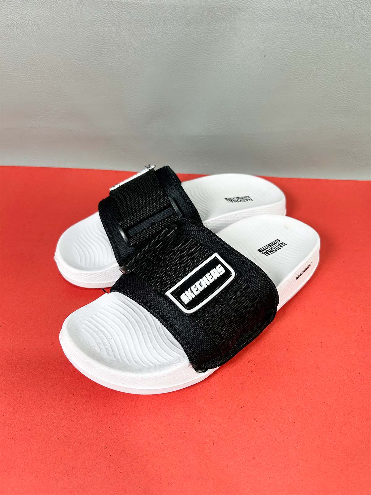 Black Comfortable Slipper for Men MC102