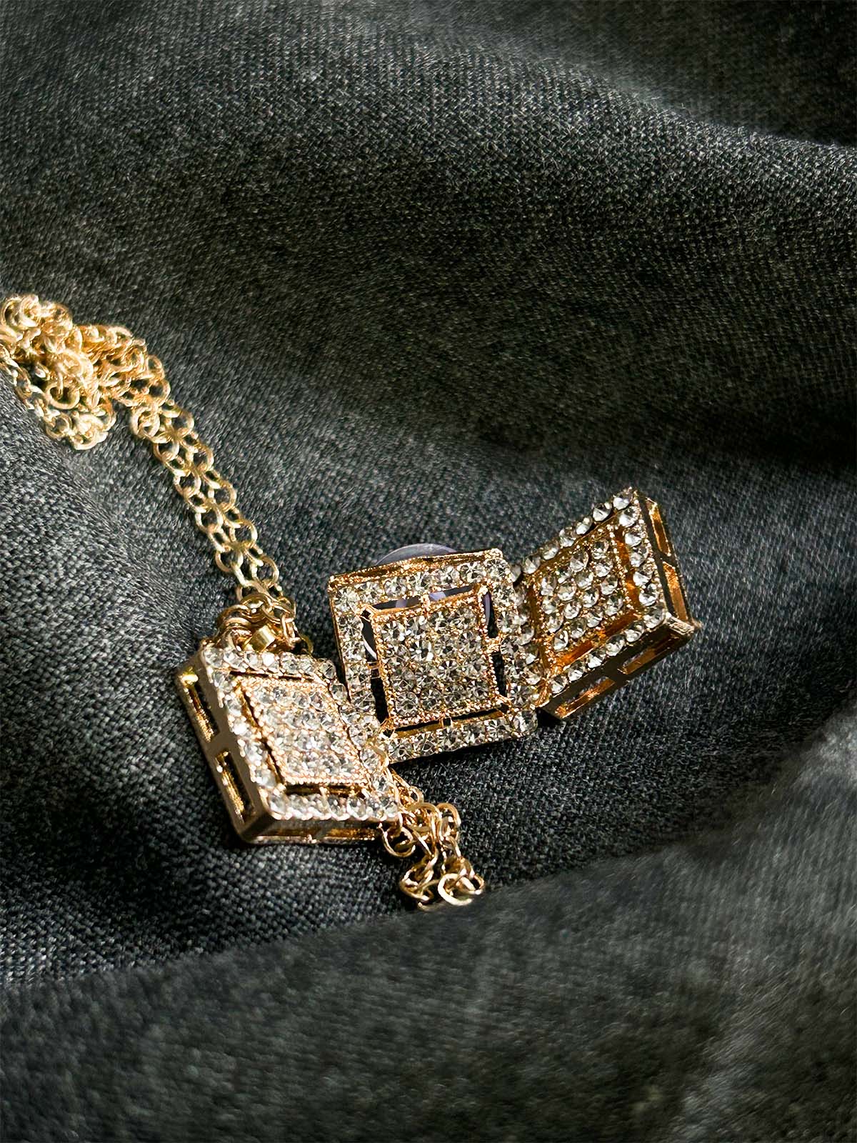 Golden Necklace Earrings Set WGN10