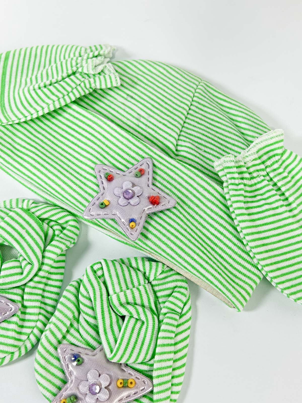 Green Caps Mitten and Booties Set For Newborn