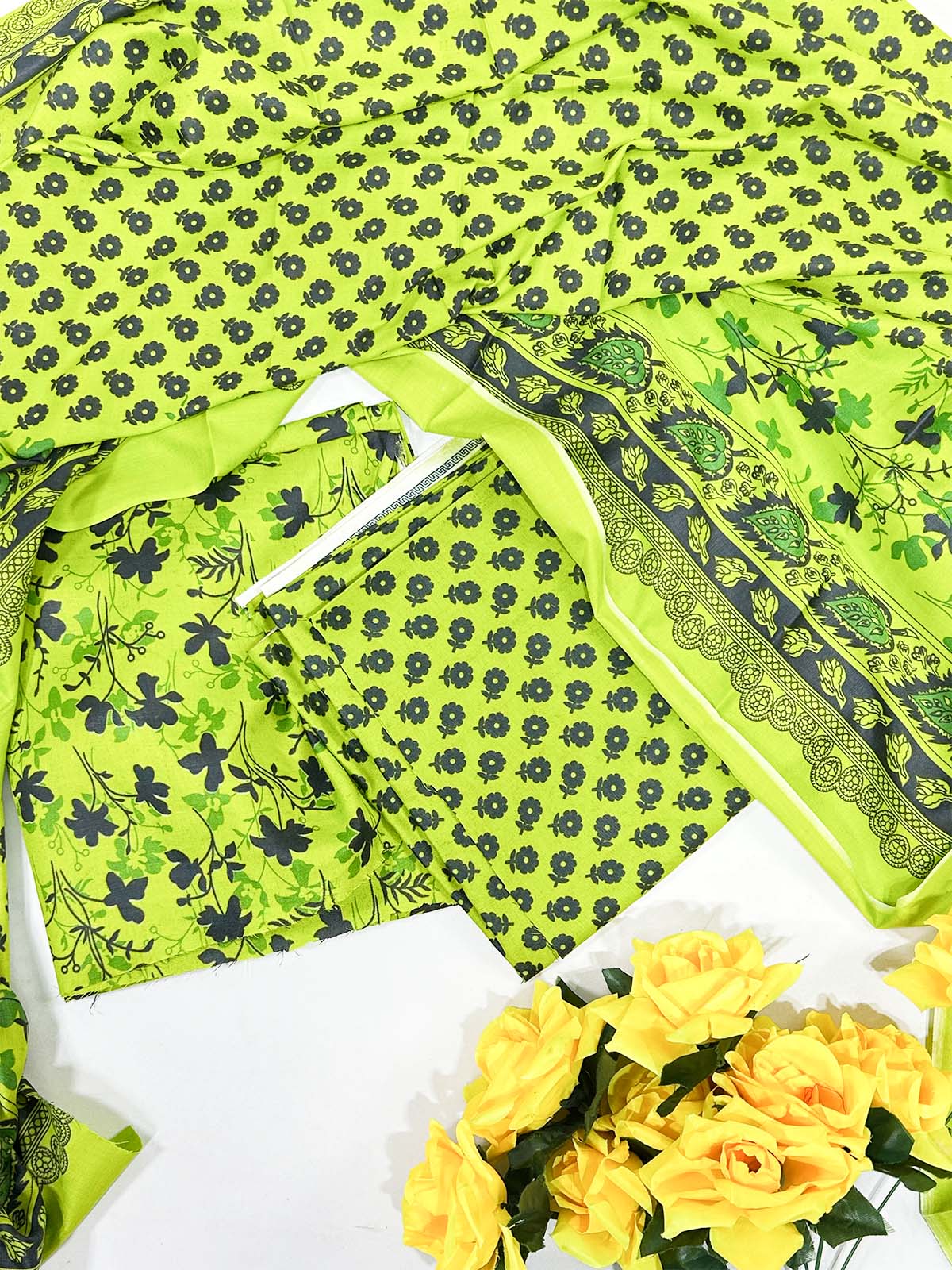 3Pcs Unstitched Digital Lawn Suit For Women WU174