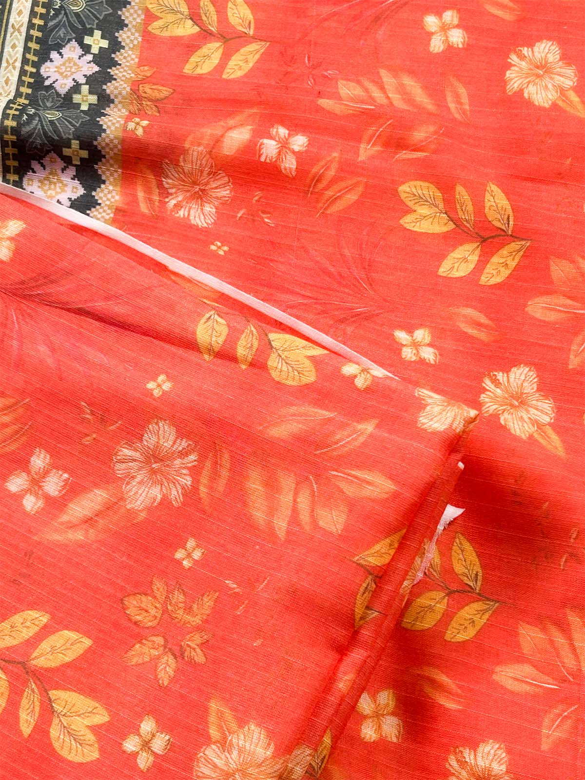 3Pcs Unstitched Digital Lawn Suit For Women WU278
