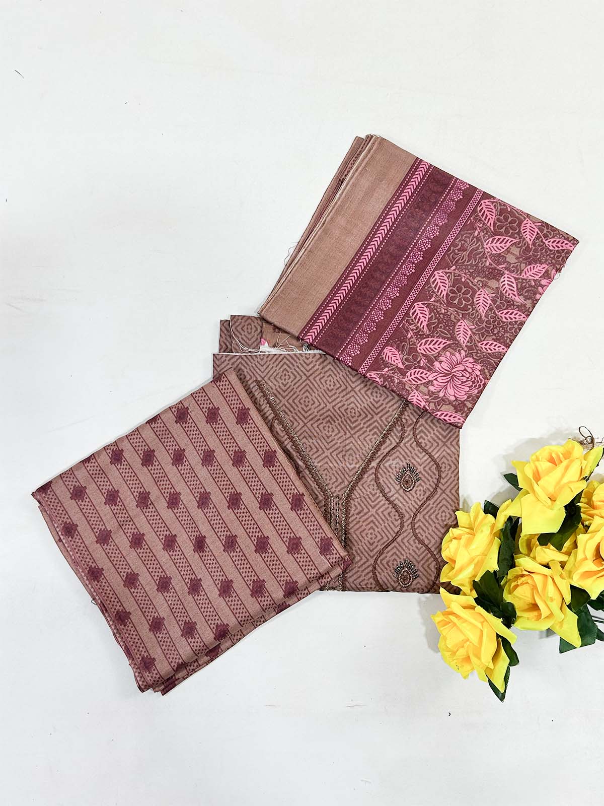 3Pcs Unstitched Digital Lawn Suit For Women WU159