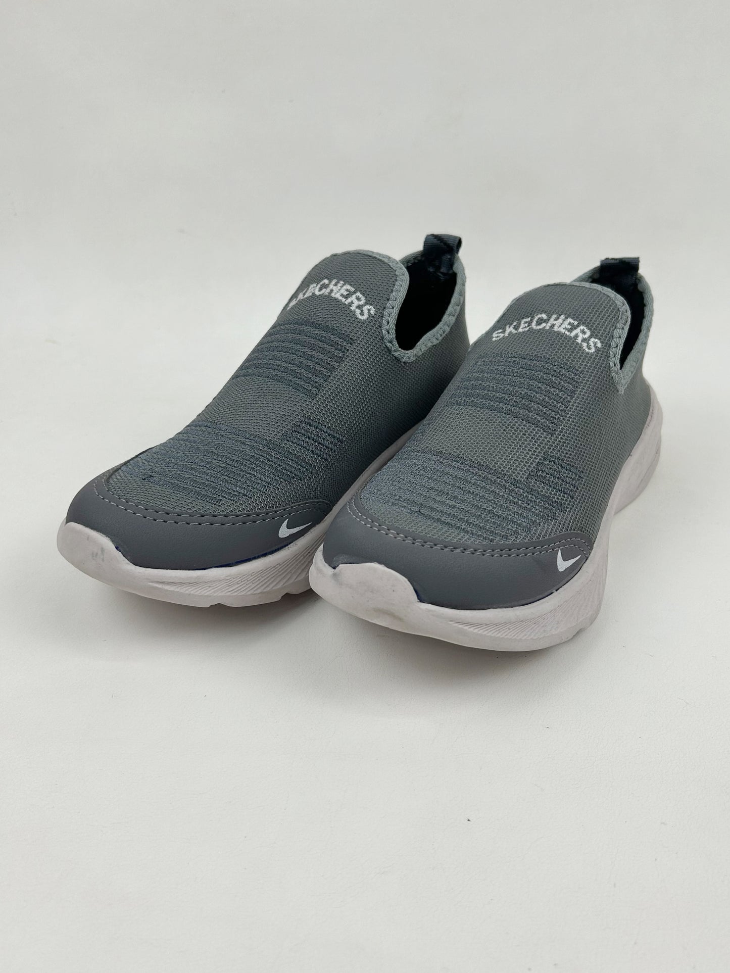 Grey Casual Sneakers For Men MJS113