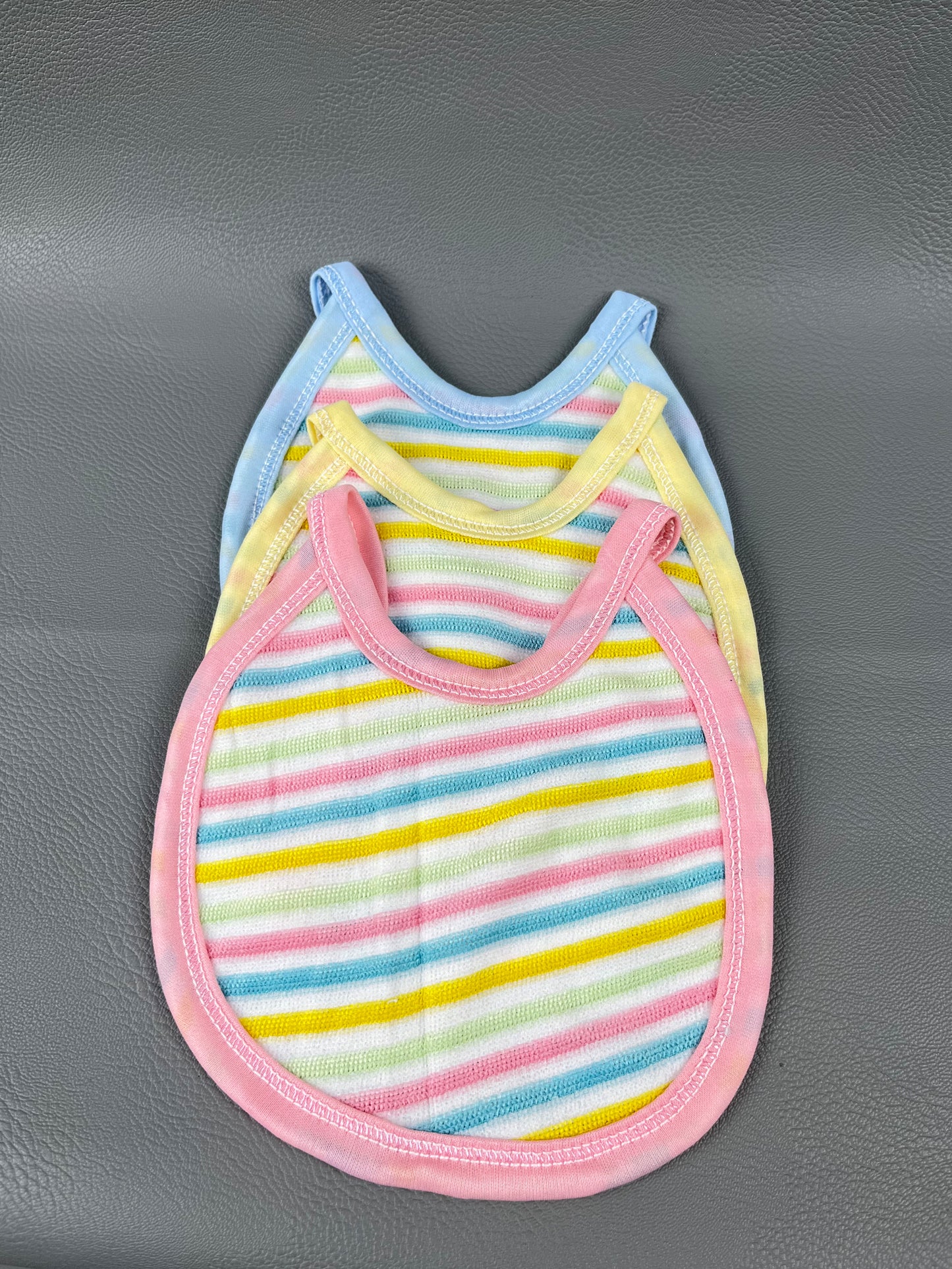 Pack Of 3 Multicolor Soft and Absorbent Bibs for Newborns D-14