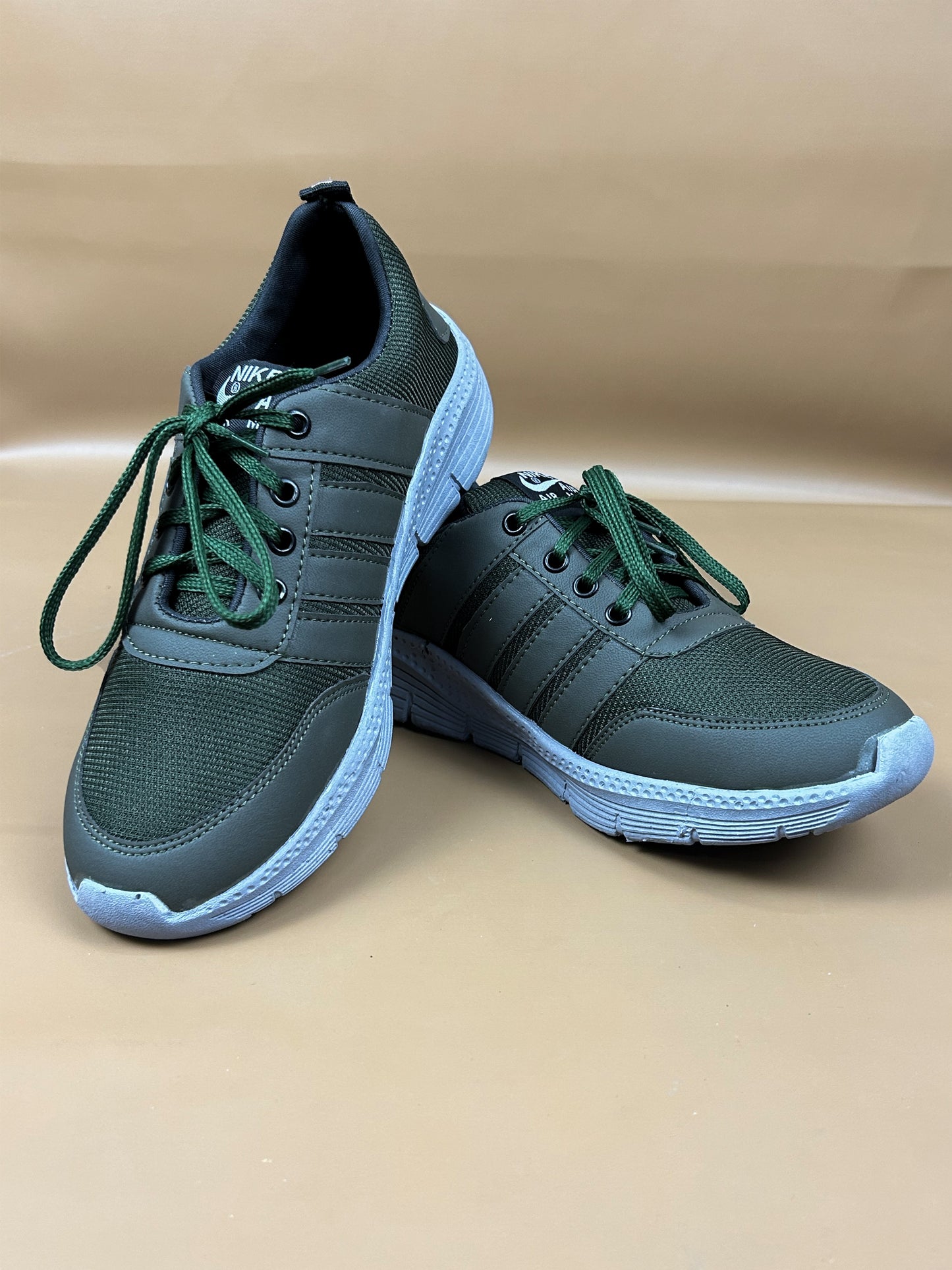 Green Casual Sneakers For Men MJS122
