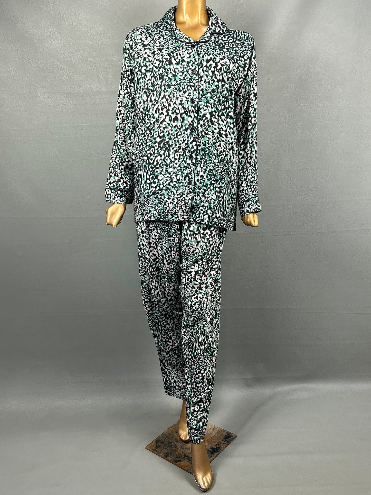 Green Linen Printed Night Suit For Women WNS17