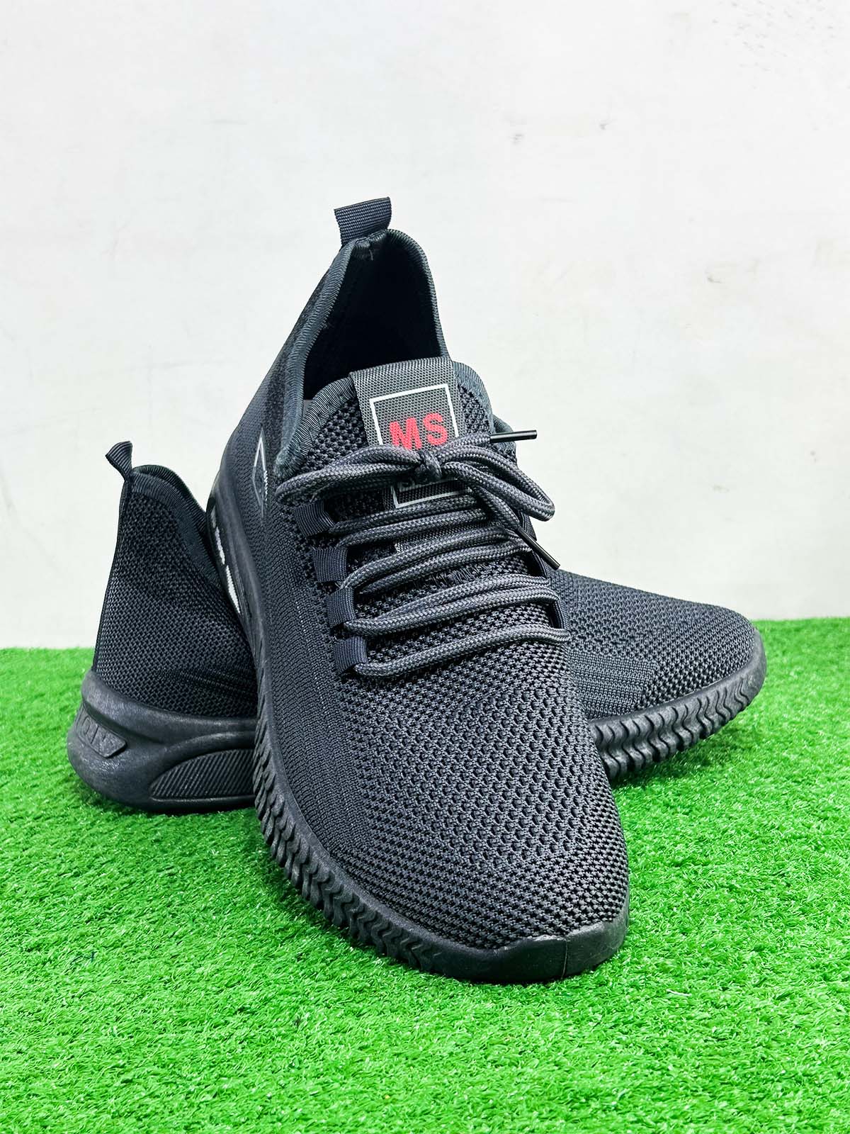 Grey Casual Sneakers For Men MJS201