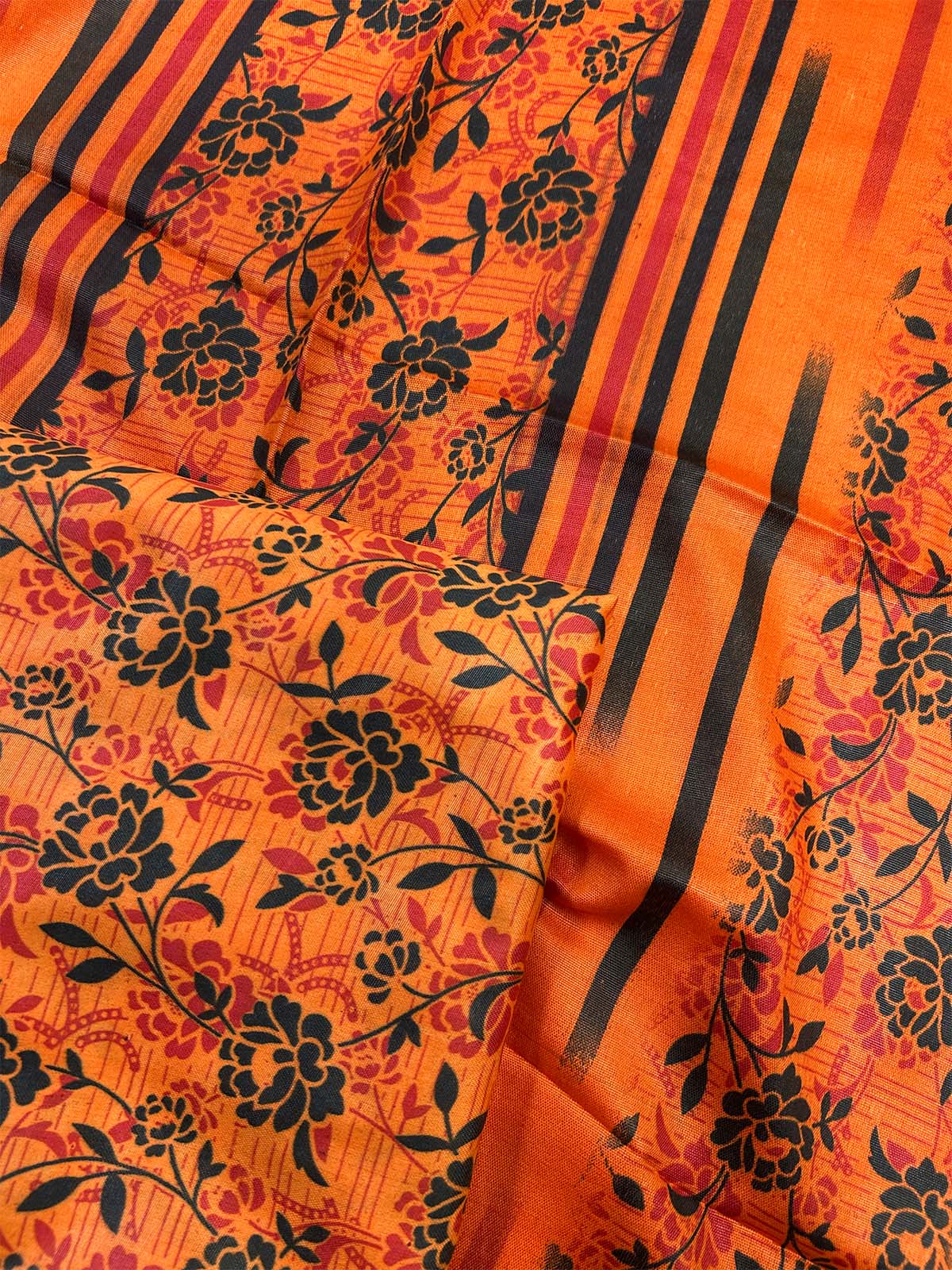 3Pcs Unstitched Digital Lawn Suit For Women WU225