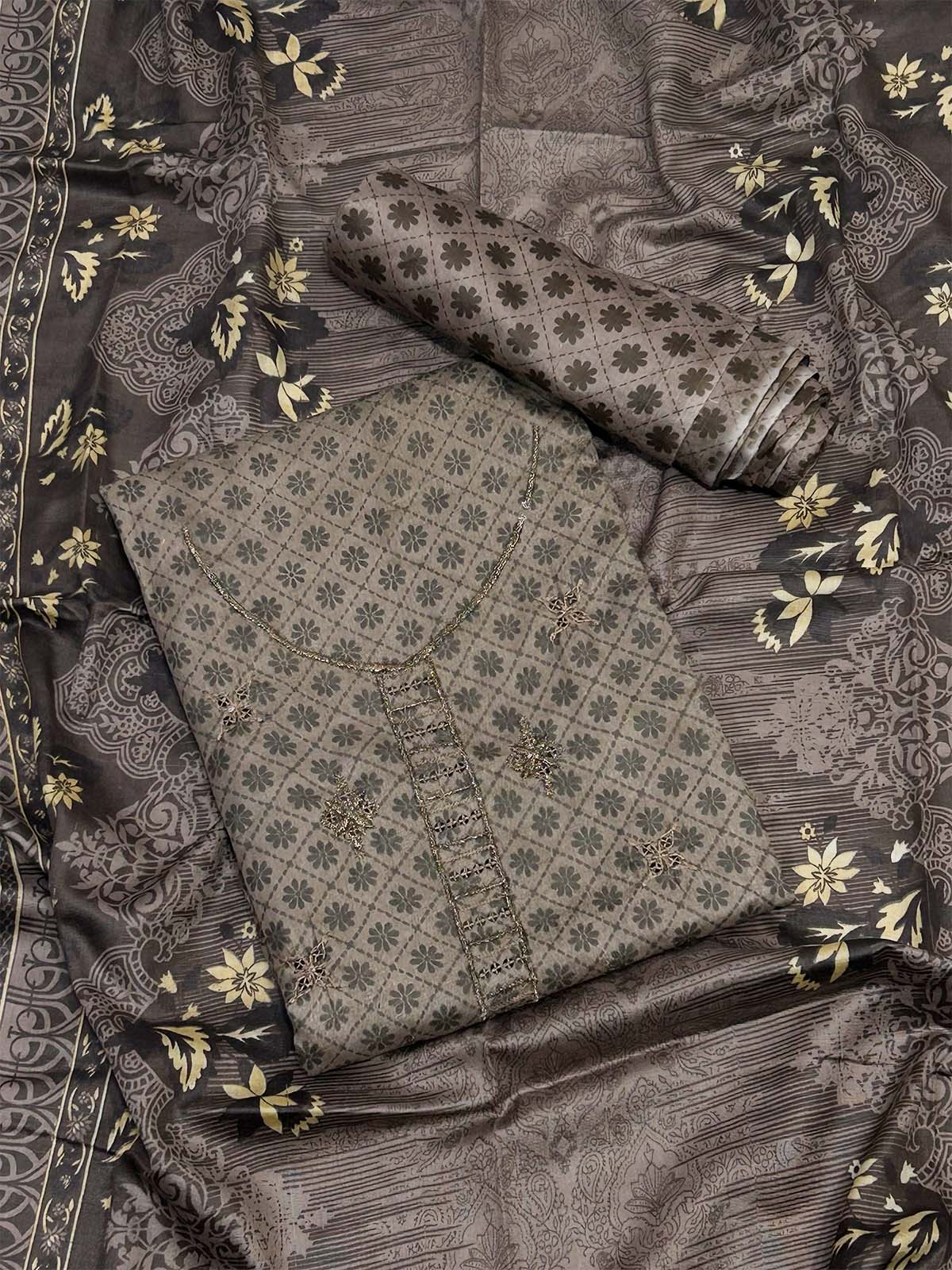 3Pcs Unstitched Digital Lawn Suit For Women WU237
