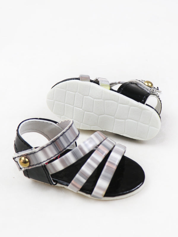 NBYB09 Baby Girl Crochet Sandal 02