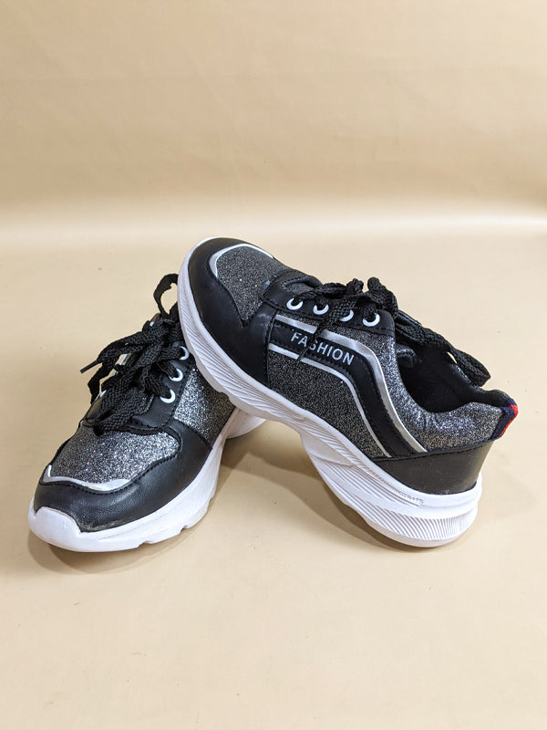 Girls all black sneakers deals