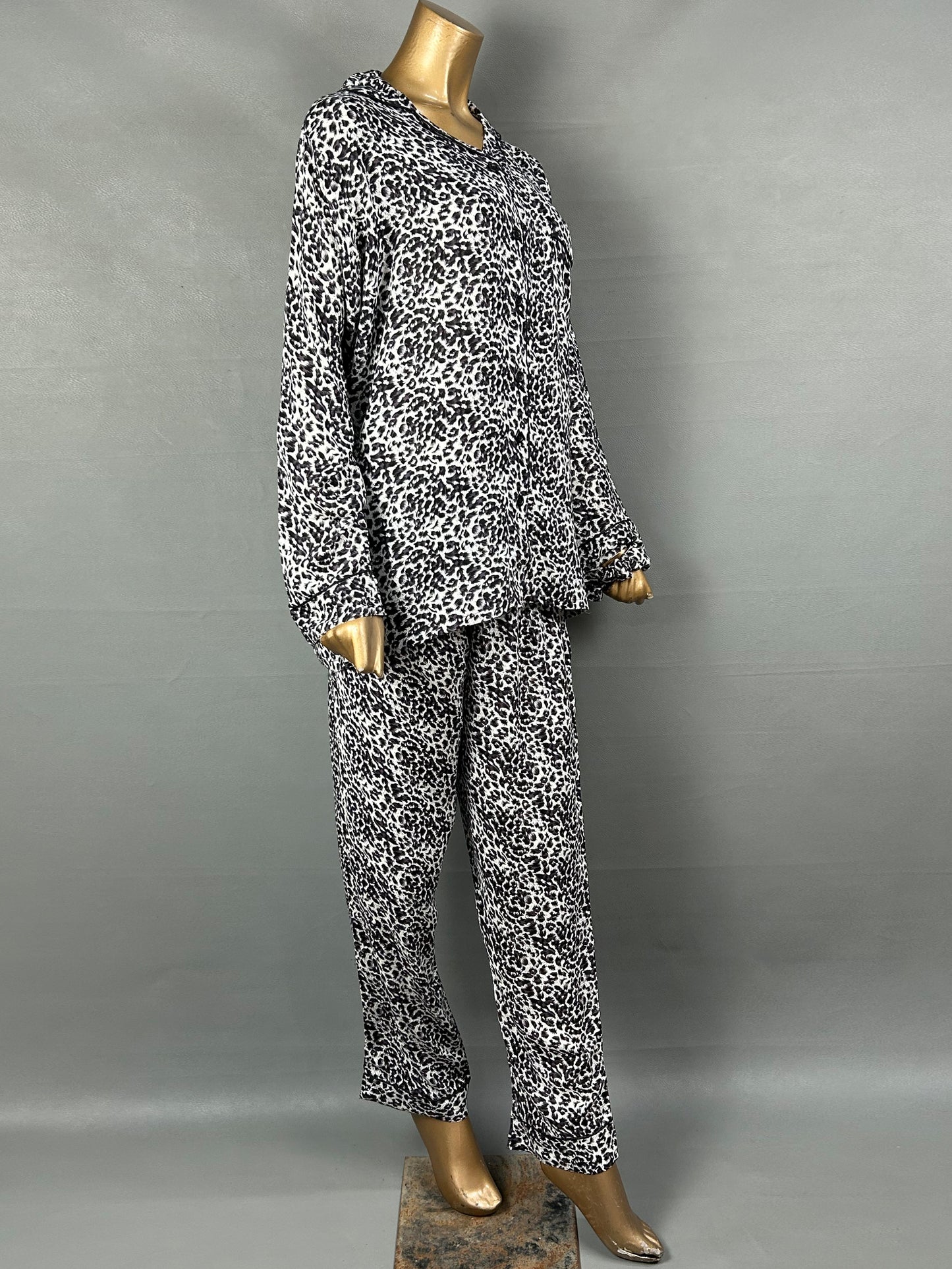 Black Linen Printed Night Suit For Women WNS14