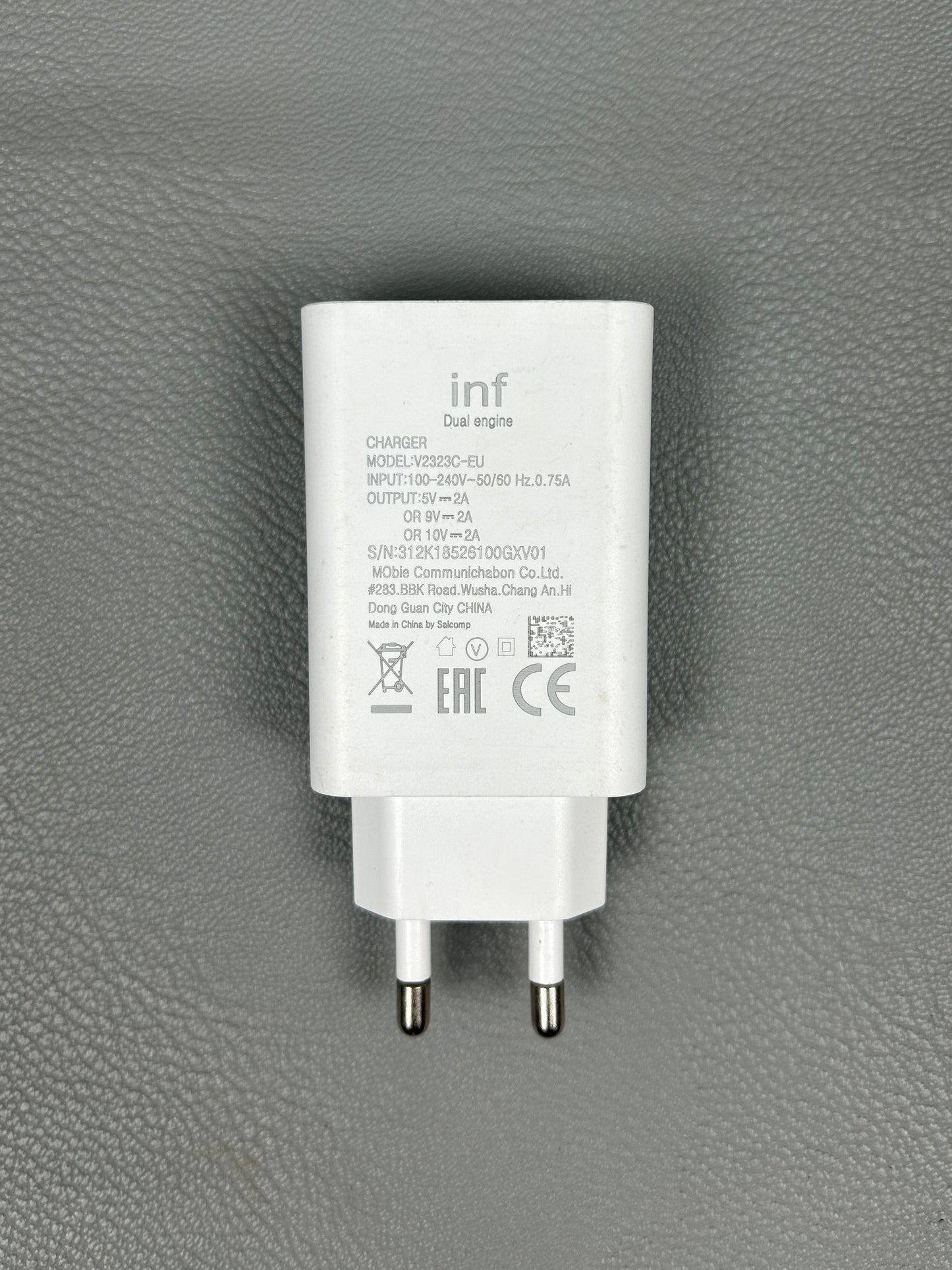 White Wall Charger Adapter 03