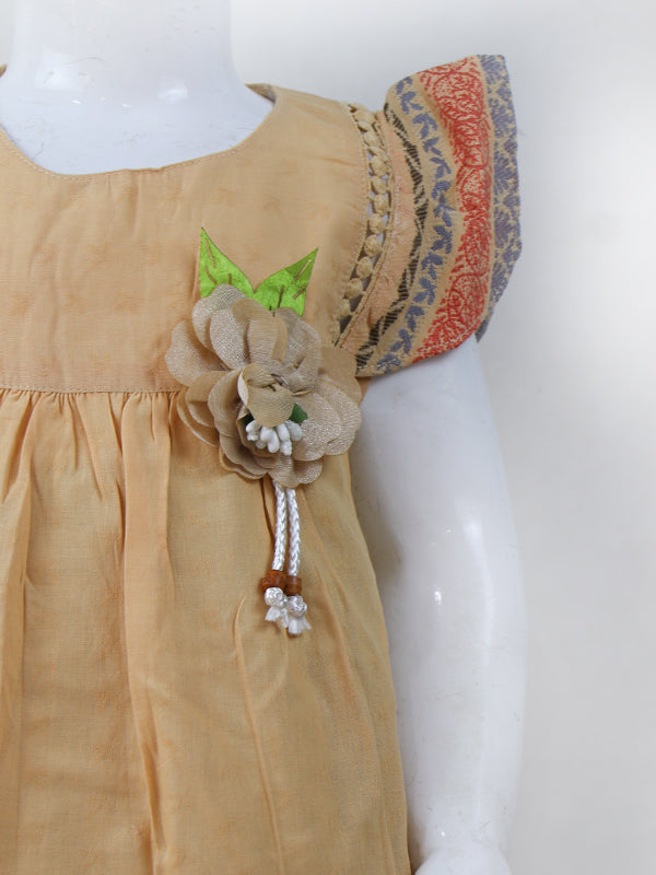 NBS13 TG Newborn Baby Suit 6Mth - 12Mth Light Fawn