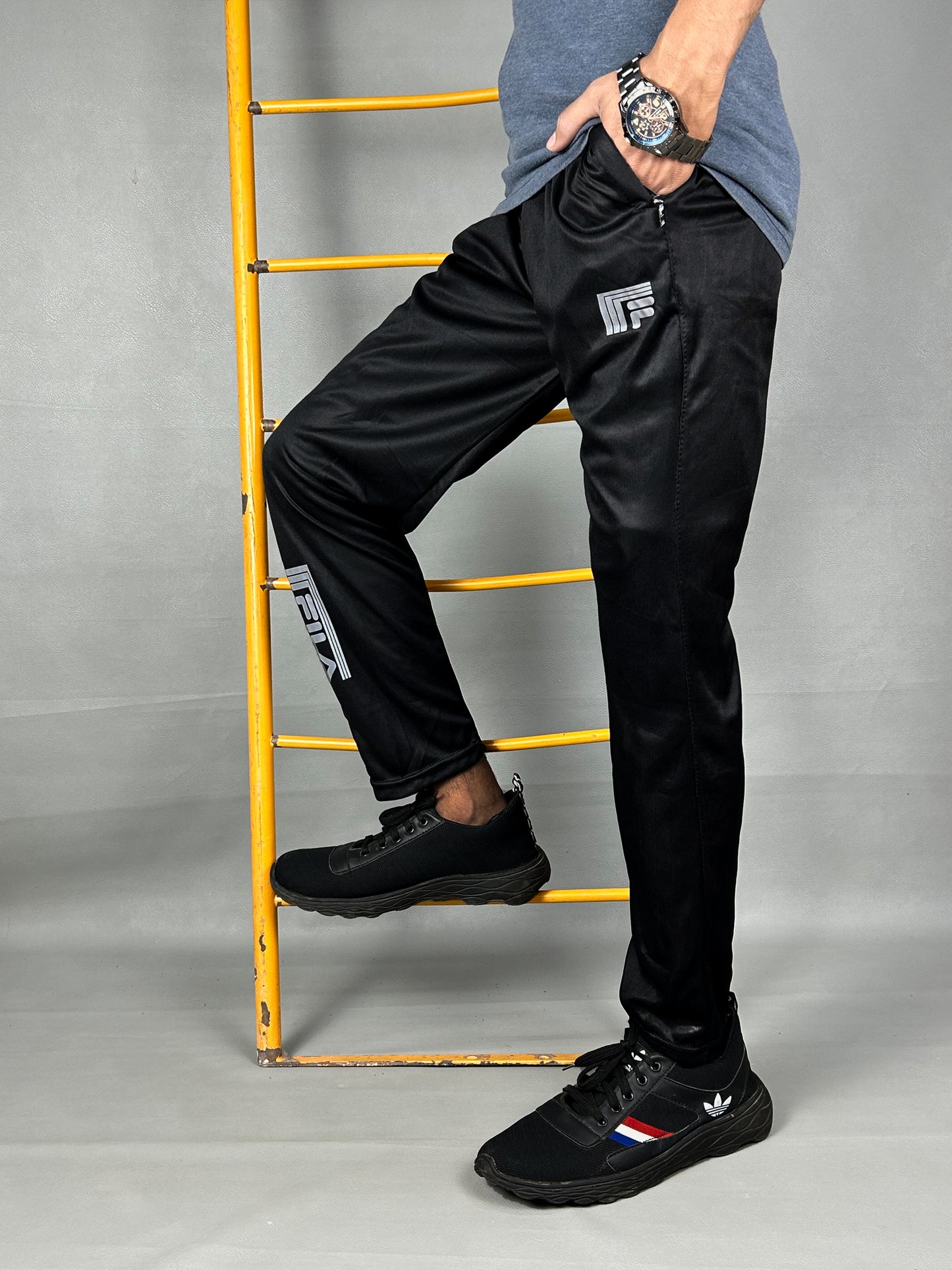 Black Dri-Fit Trouser For Men HG MT142