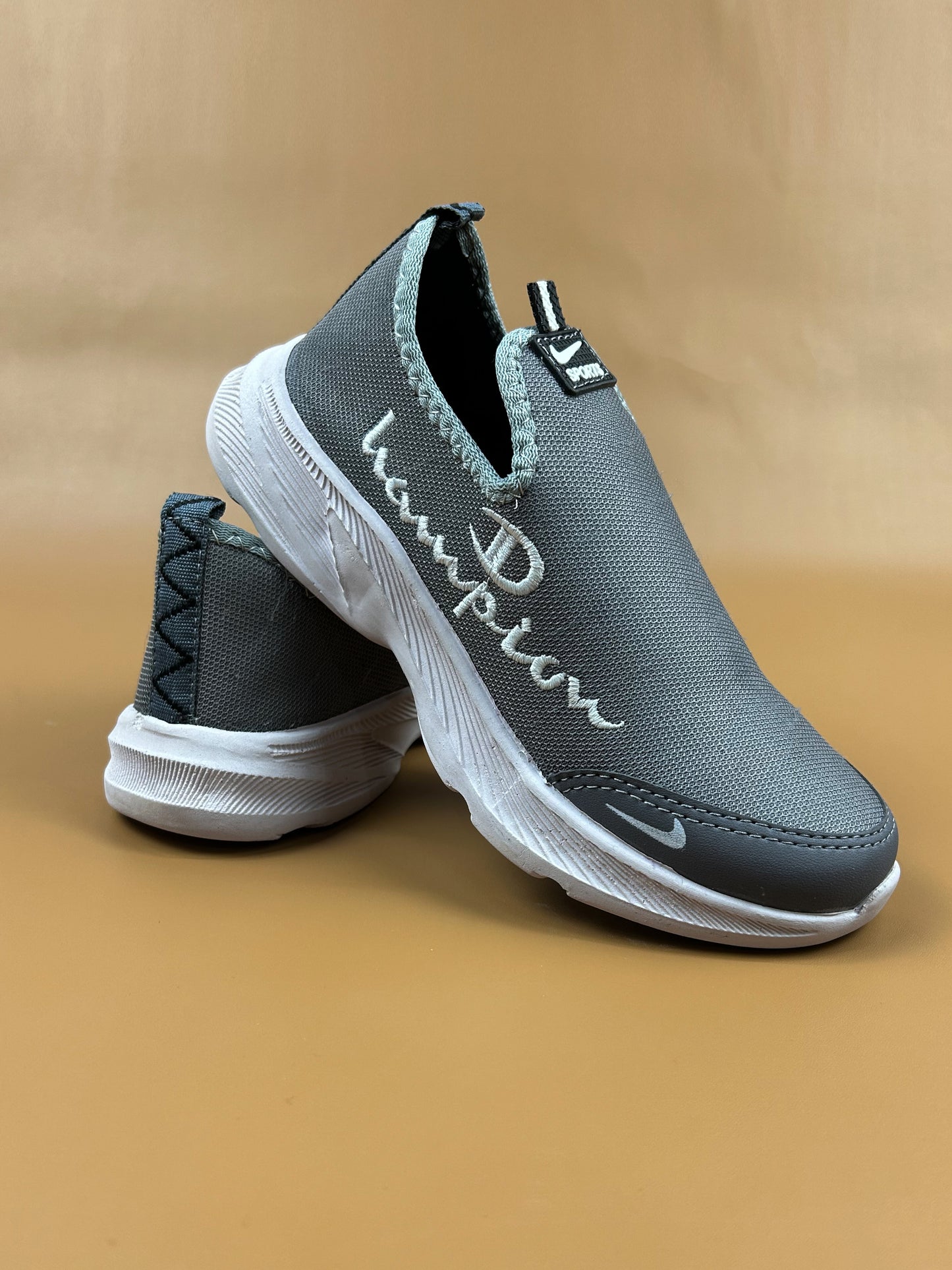 Grey Casual Sneakers For Men MJS110
