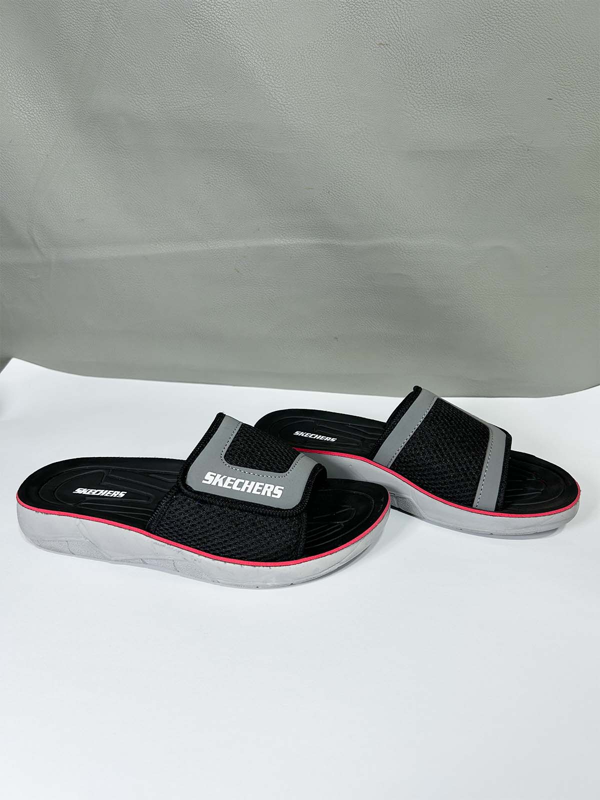 Black Comfortable Slipper for Men MC83