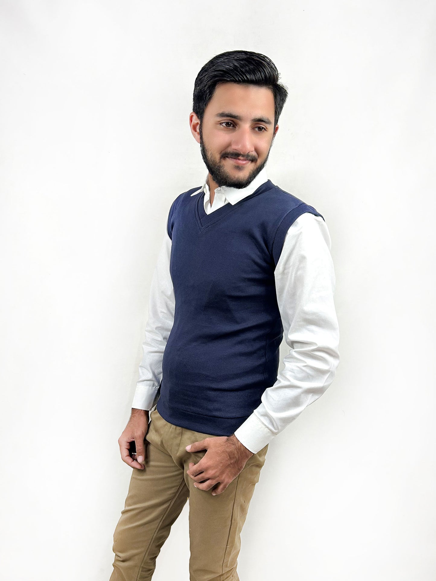 V-Neck Sleeveless Jumper For Men Multicolor