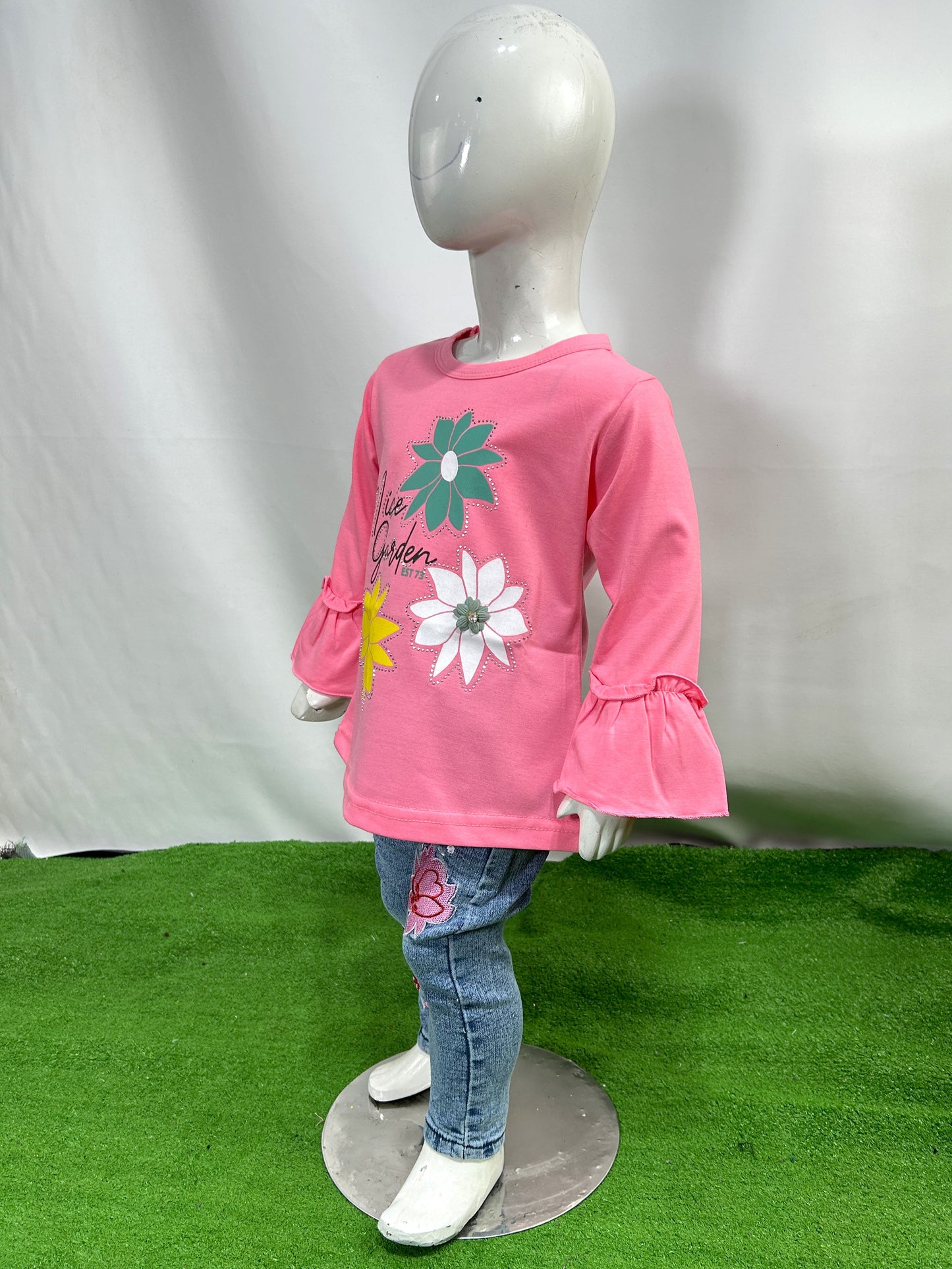 1Yrs - 4Yrs Full Sleeves Girls T-Shirt Aster Flower Pink