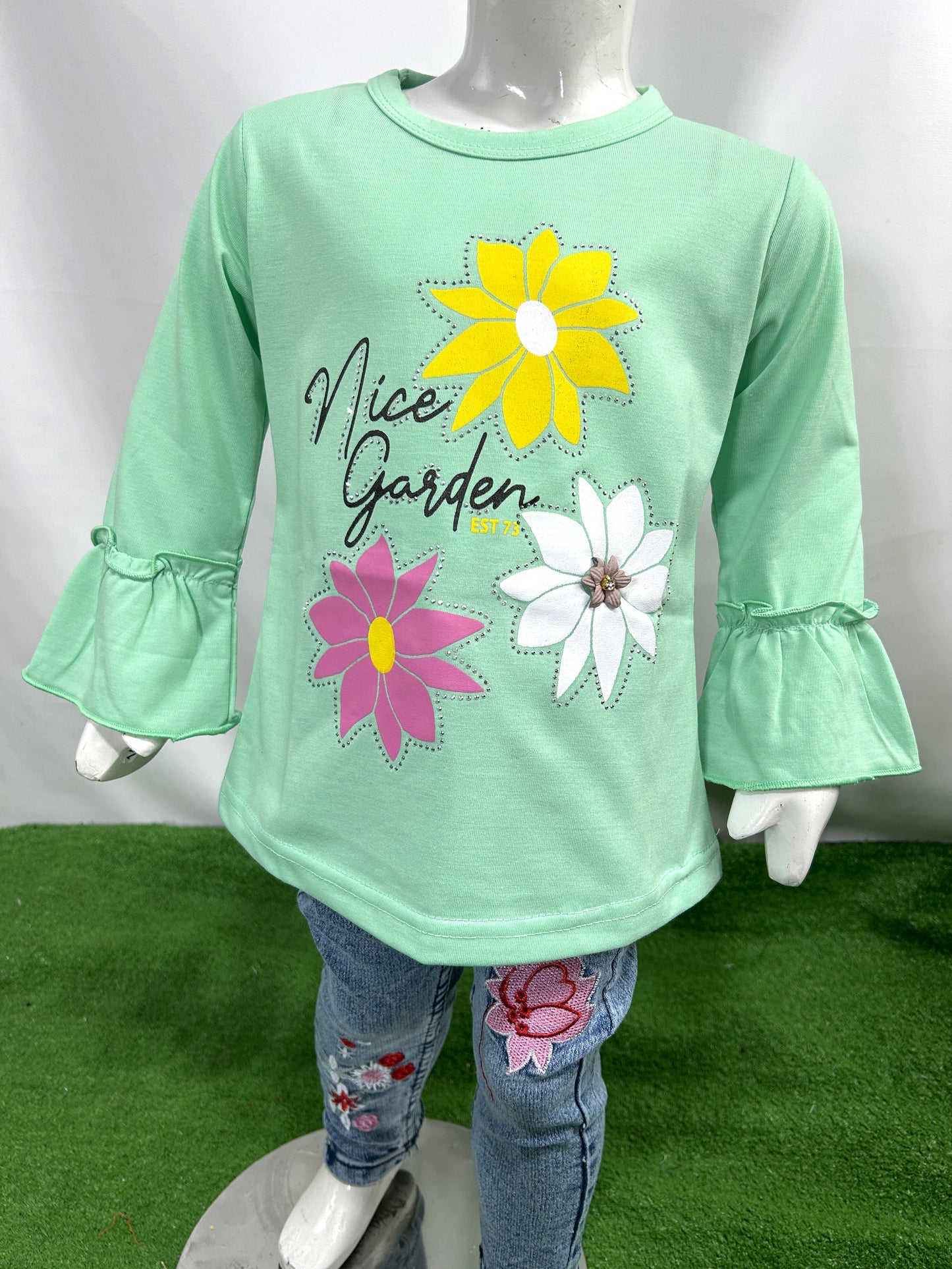 1Yrs - 4Yrs Full Sleeves Girls T-Shirt Aster Flower Light Green