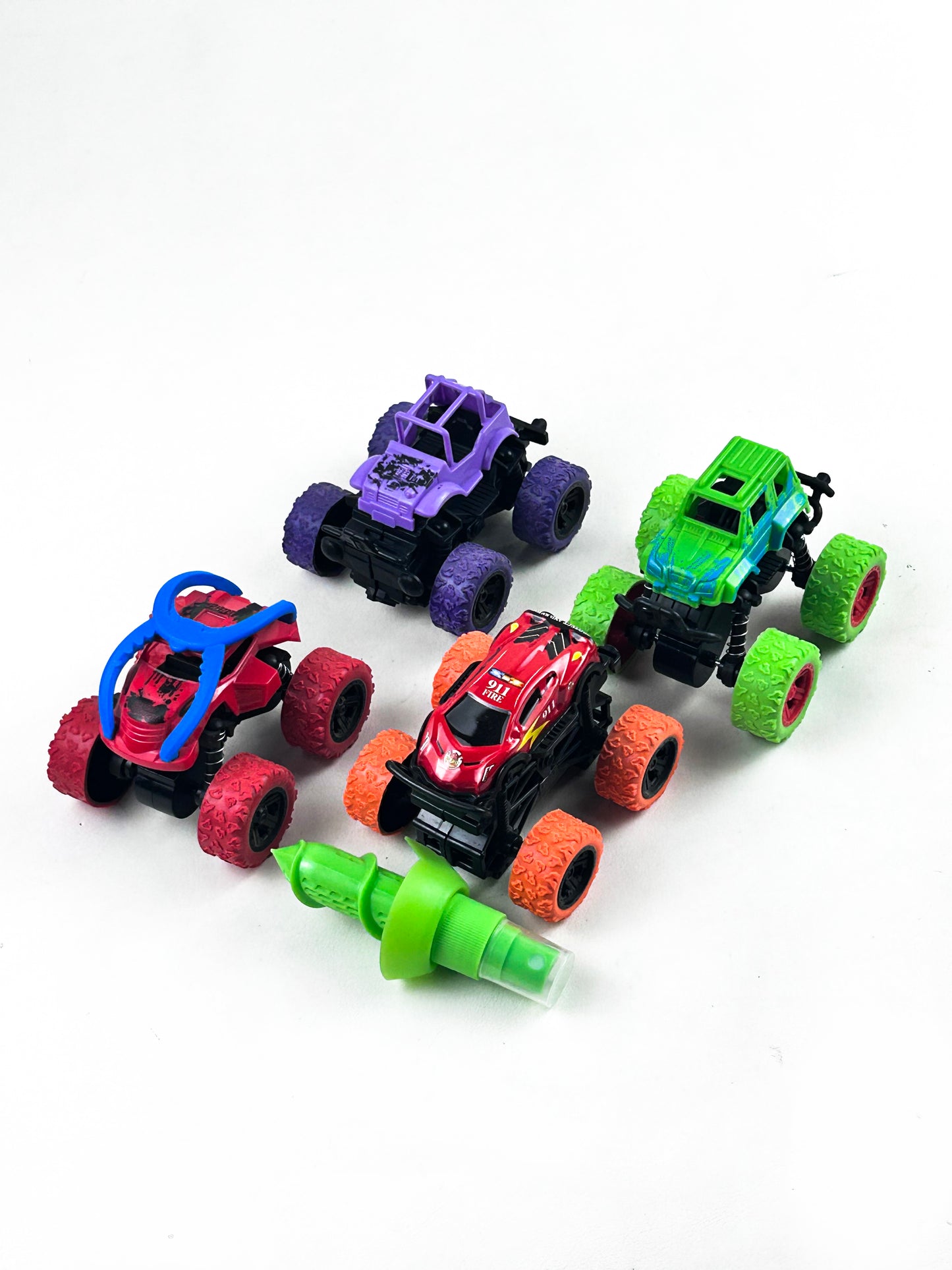 Pack Of 5 Gift Set (4 Cars & 1 Lemon Juice Spray) KTY141