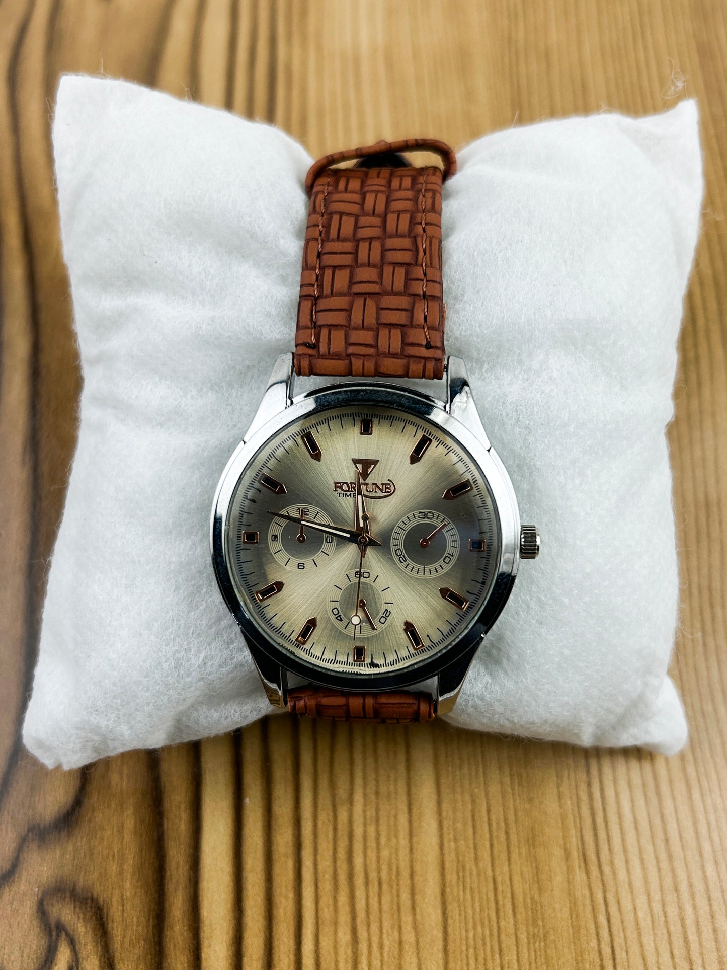 Brown Strap Watch For Men MW137