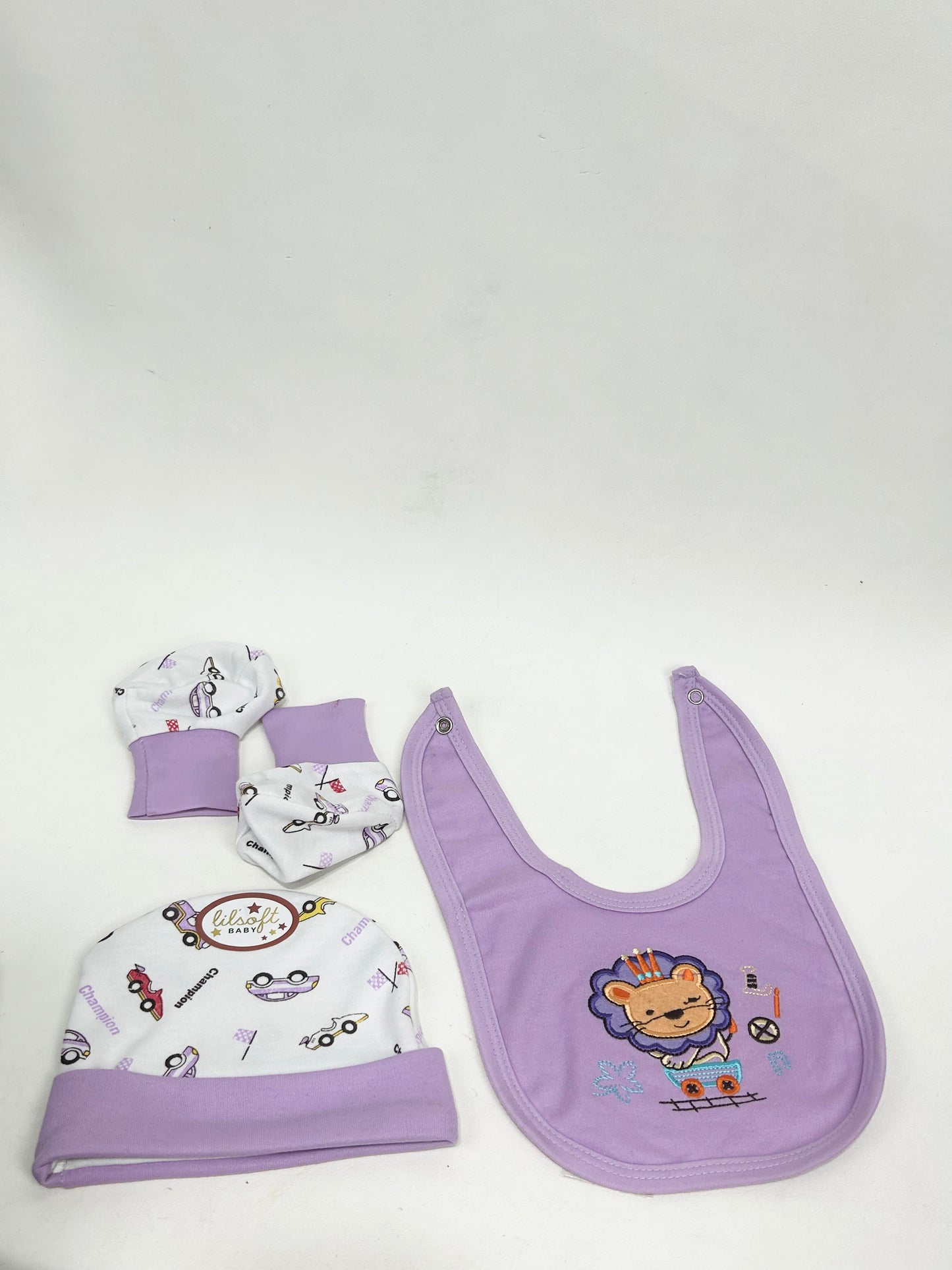 Light Purple Pack of 3 Newborn Bib, Cap And Booties Set