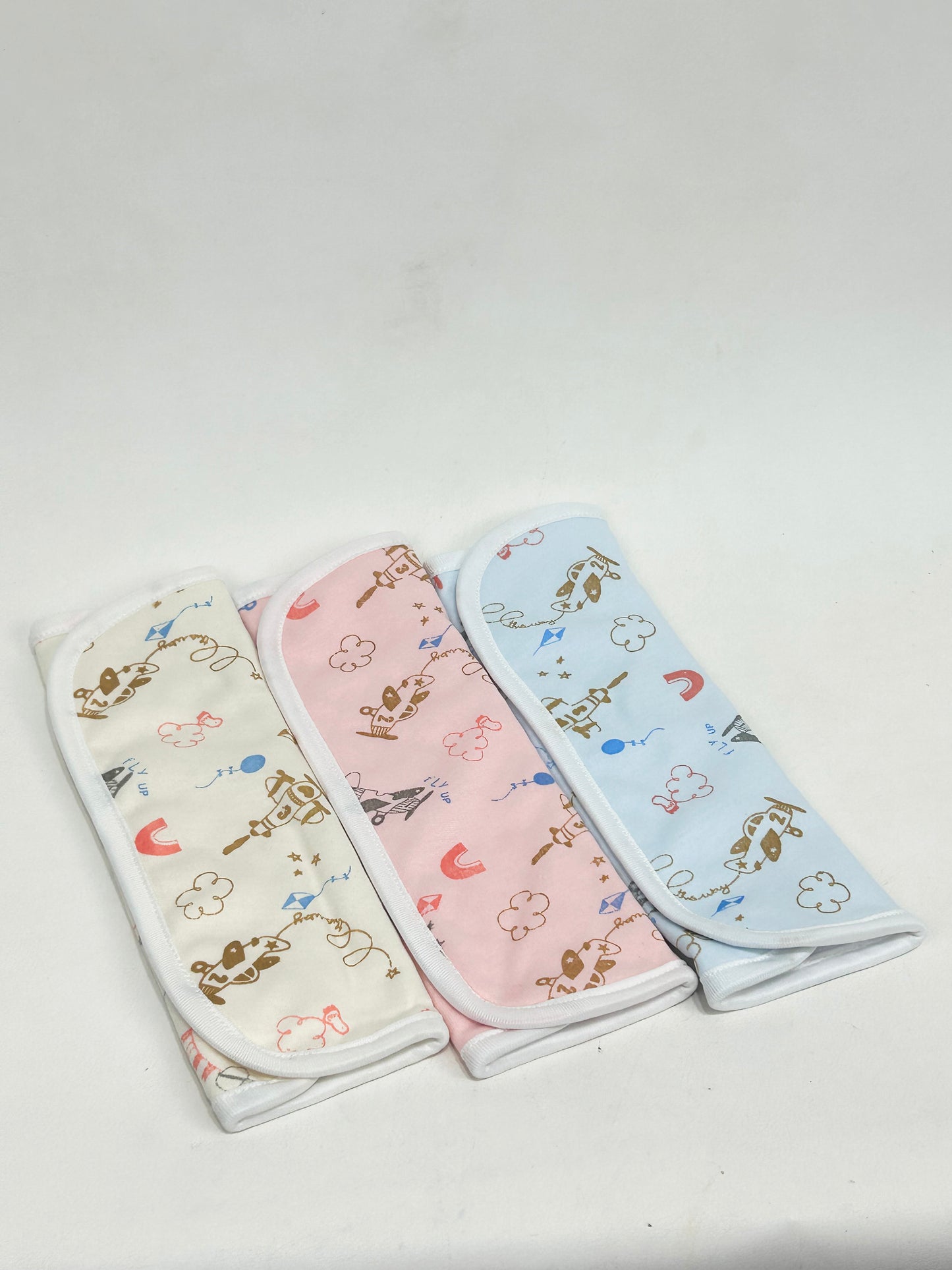 Multicolor & Multidesign Pack Of 3 Napkins For Newborn D-15