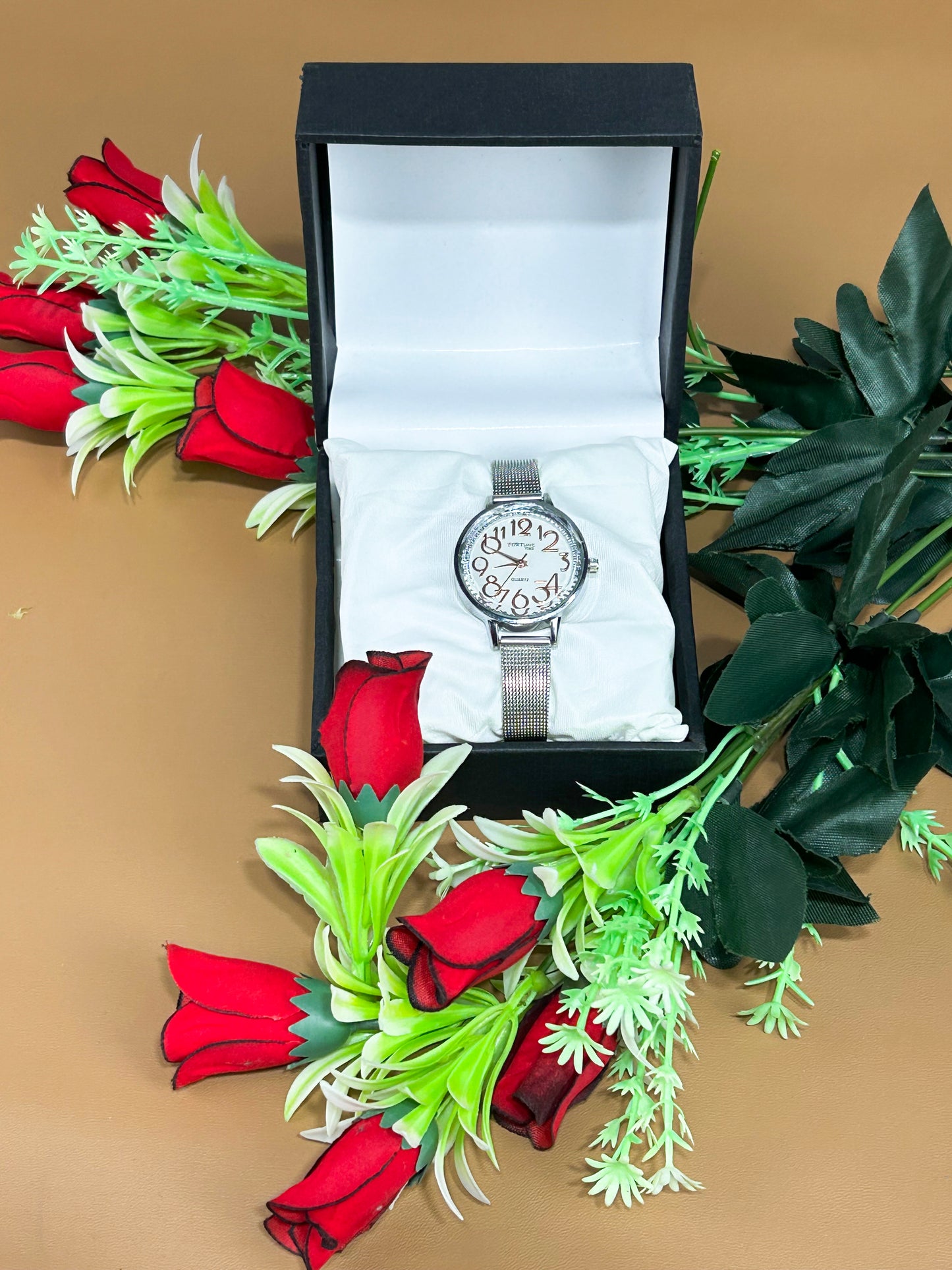 Silver Chain Wrist Watch for Women WW66