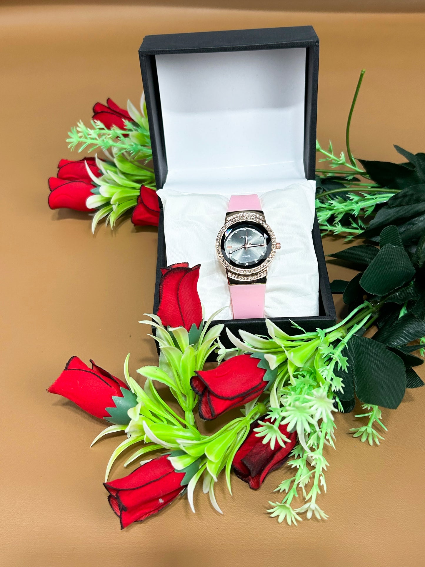 Pink Stylish Wrist Watch for Women WW64