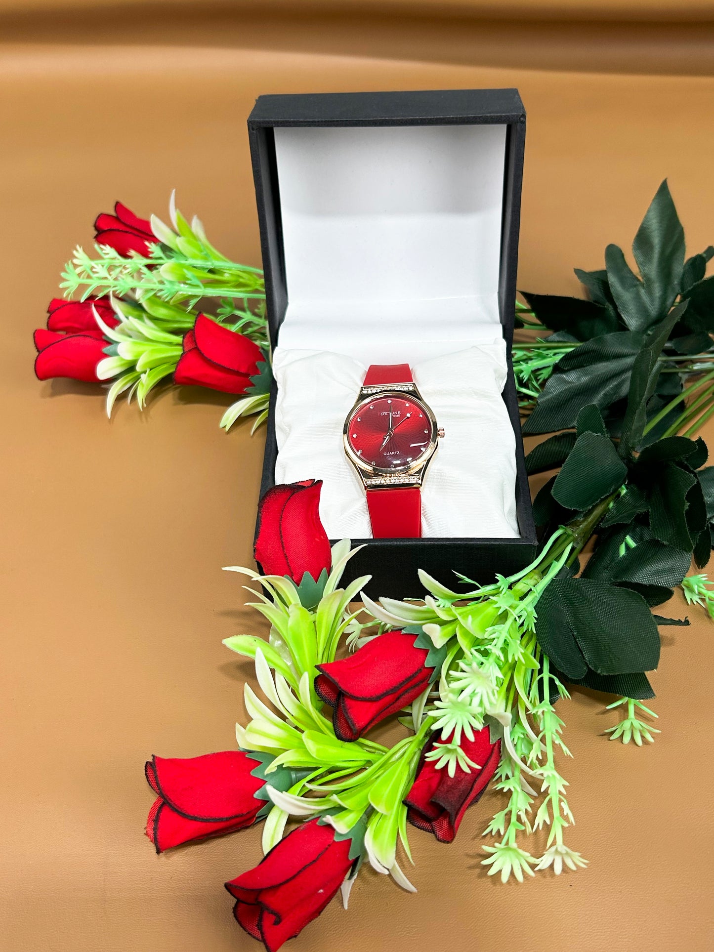 Red Stylish Wrist Watch for Women WW62