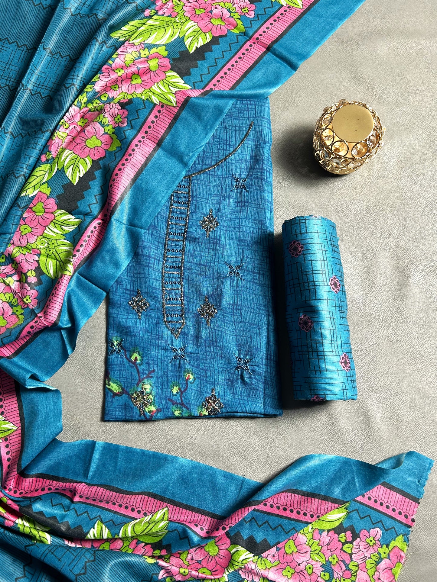 3Pcs Unstitched Digital Lawn Suit For Women WU193