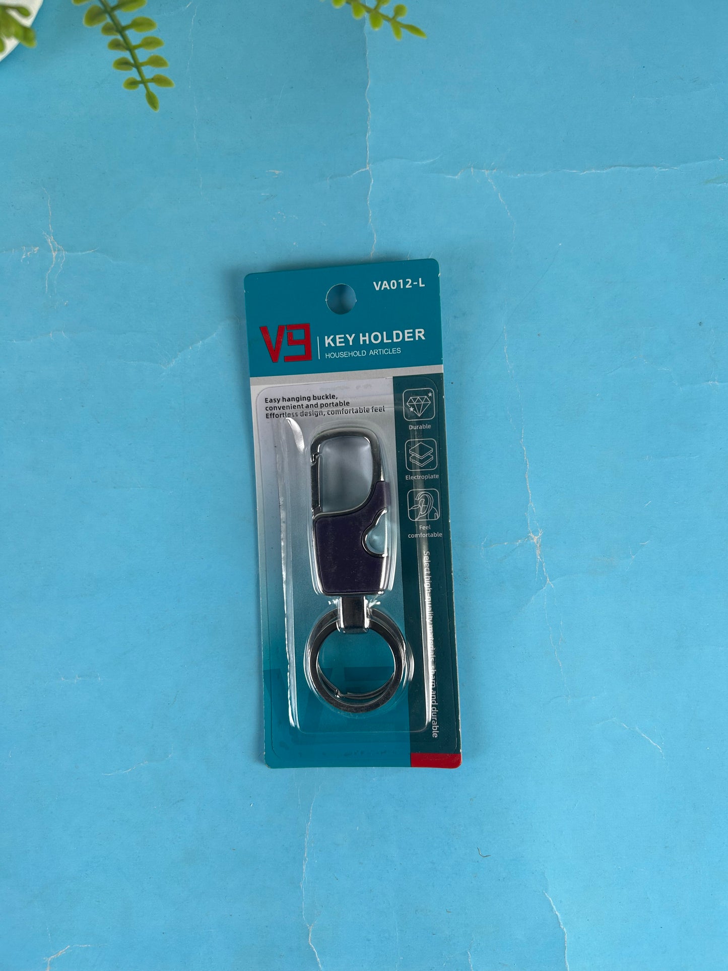 Metal Keychain with Buckle Hanging