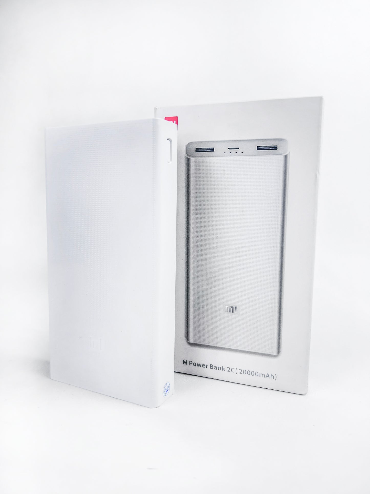 White Power Bank for Emergency Use with 2 USB Output Ports MA34