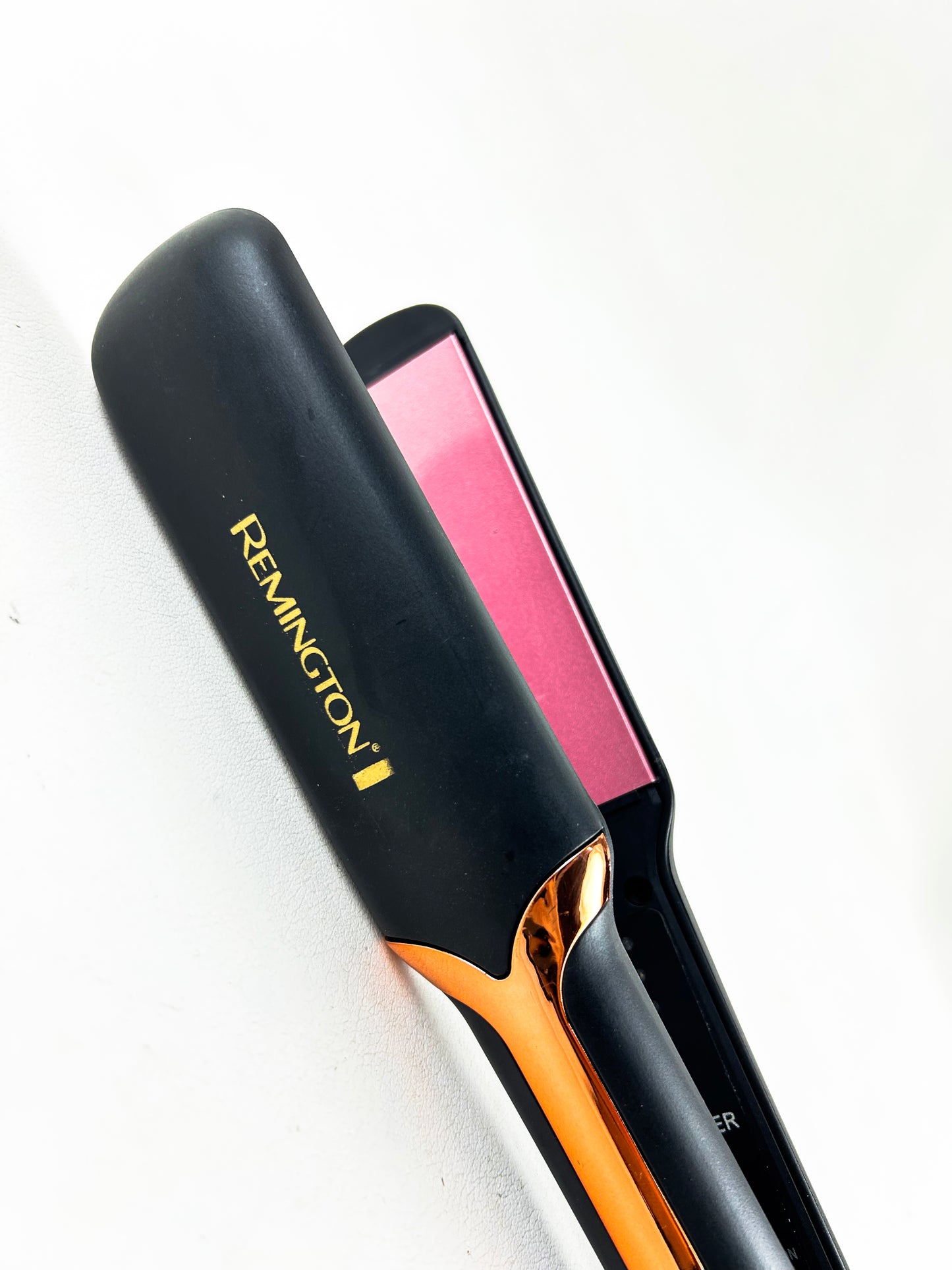 Remington Silk Keratin Protect Intelligent Straightener KM - 2025 C04