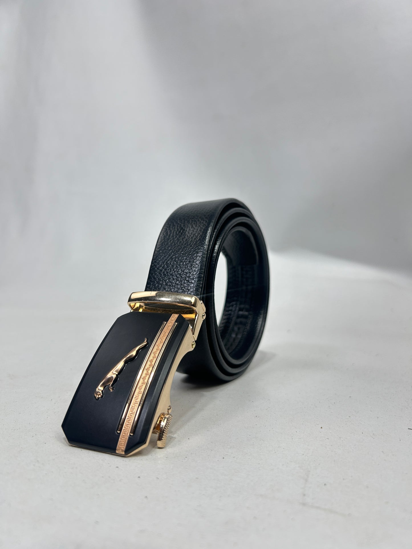 Oyifan Faux Leather Belt For Men MB65