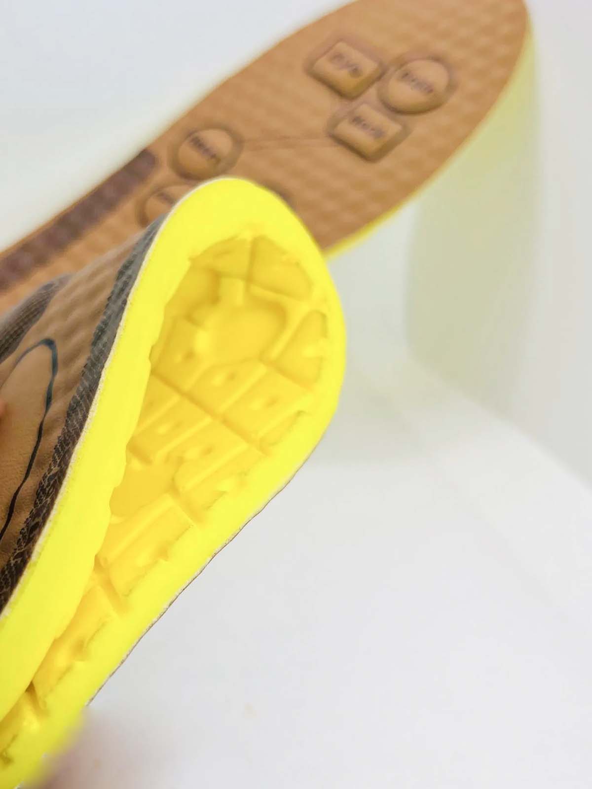 Medicated Insole with Pressure Points for Foot Comfort and Health