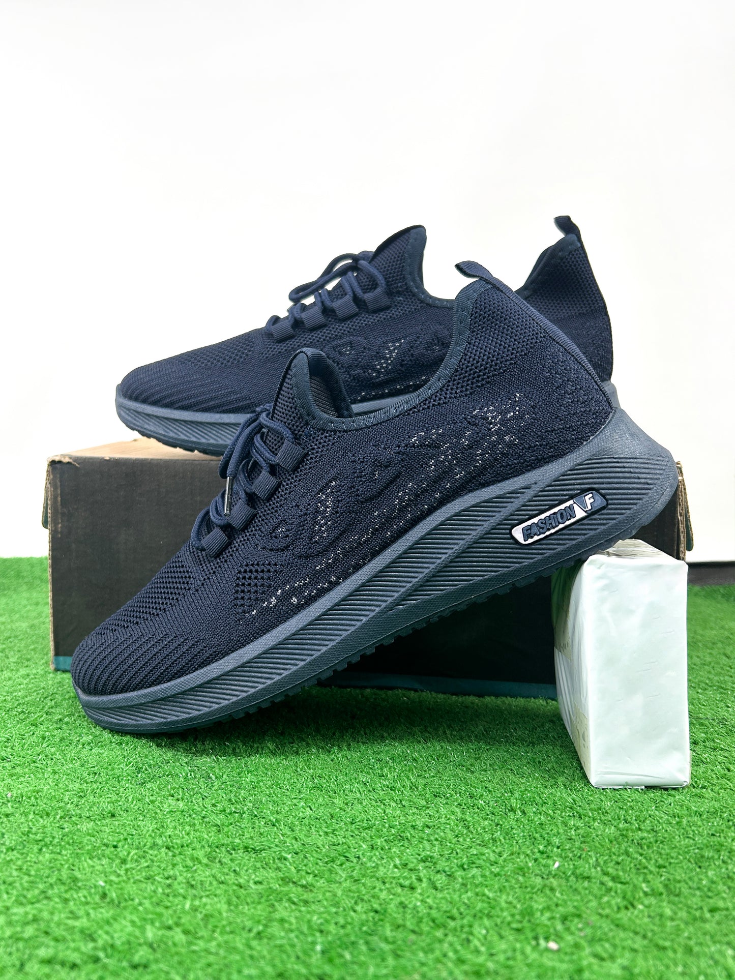 Blue Casual Sneakers For Men MJS131