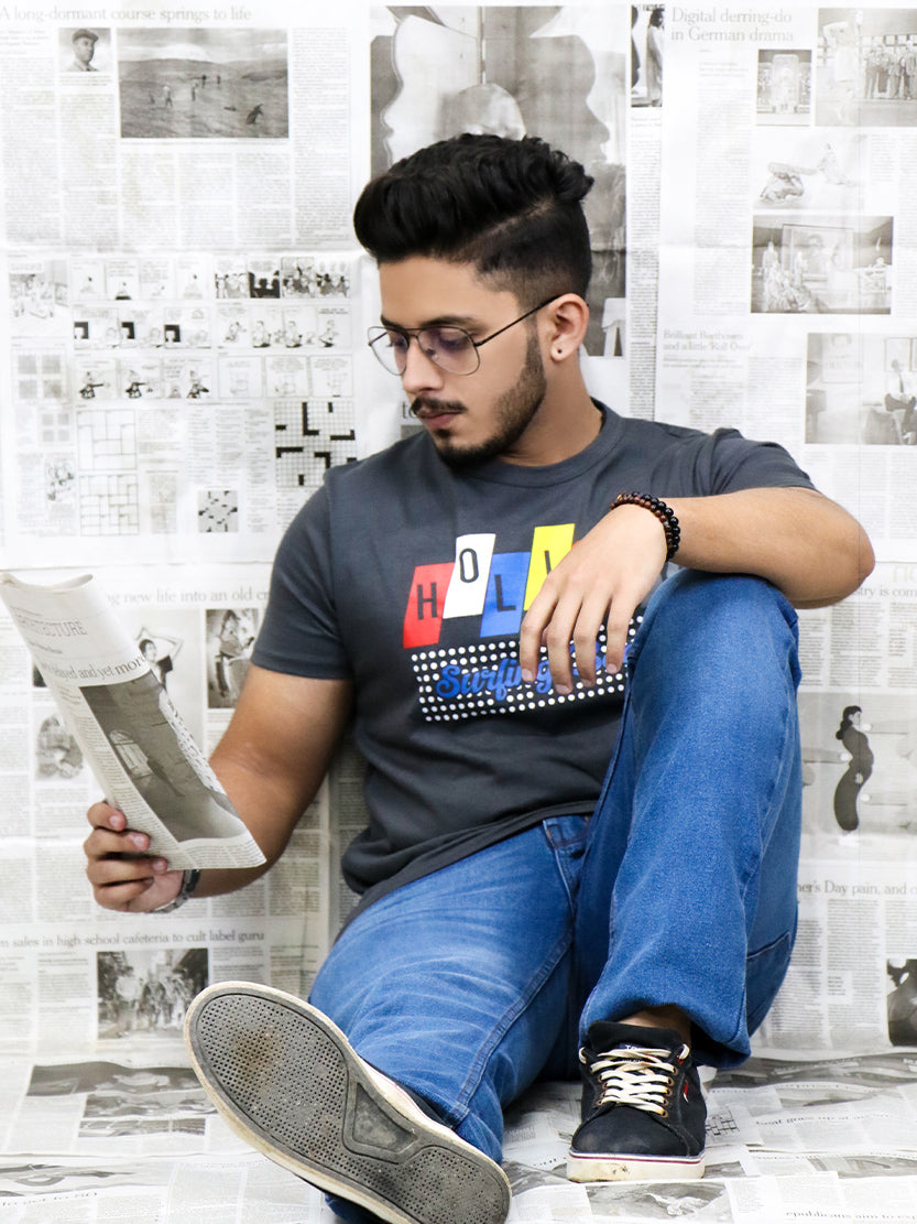 Men's Graphic Printed Tee Holiday Charcoal Grey