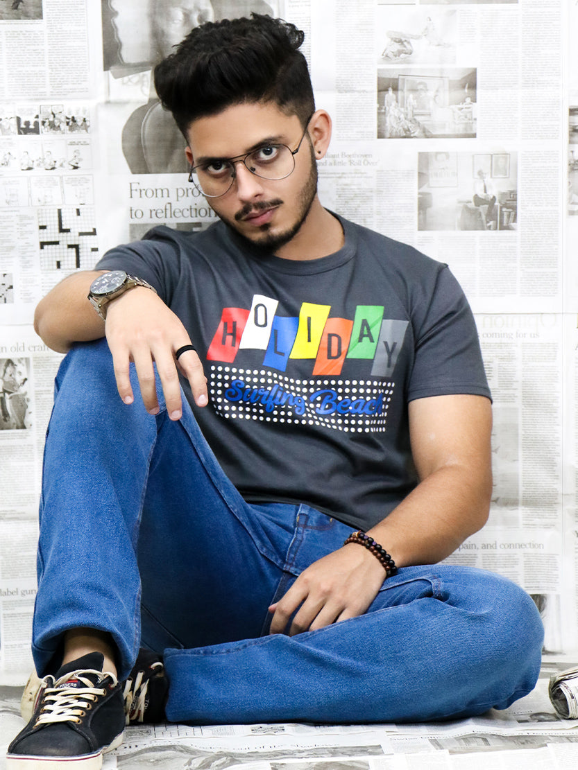 Men's Graphic Printed Tee Holiday Charcoal Grey