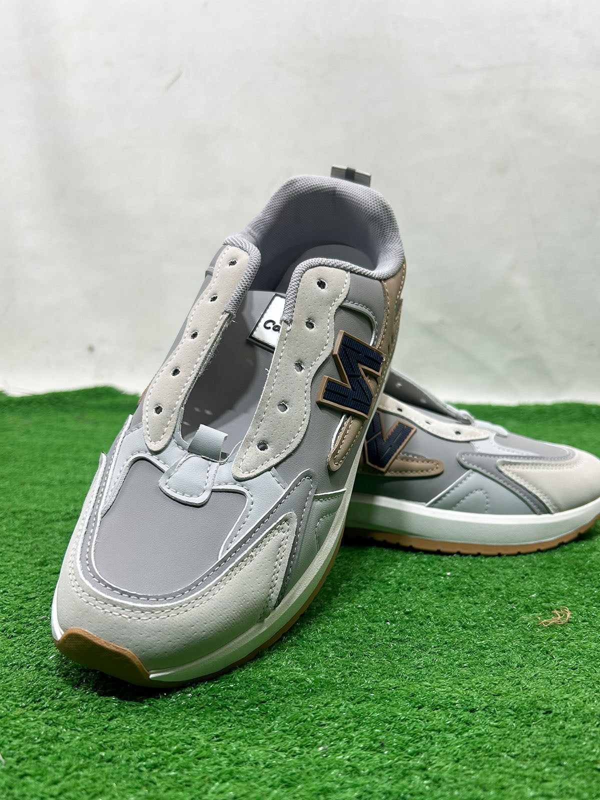 Light Grey Casual Sneakers For Men MJS217
