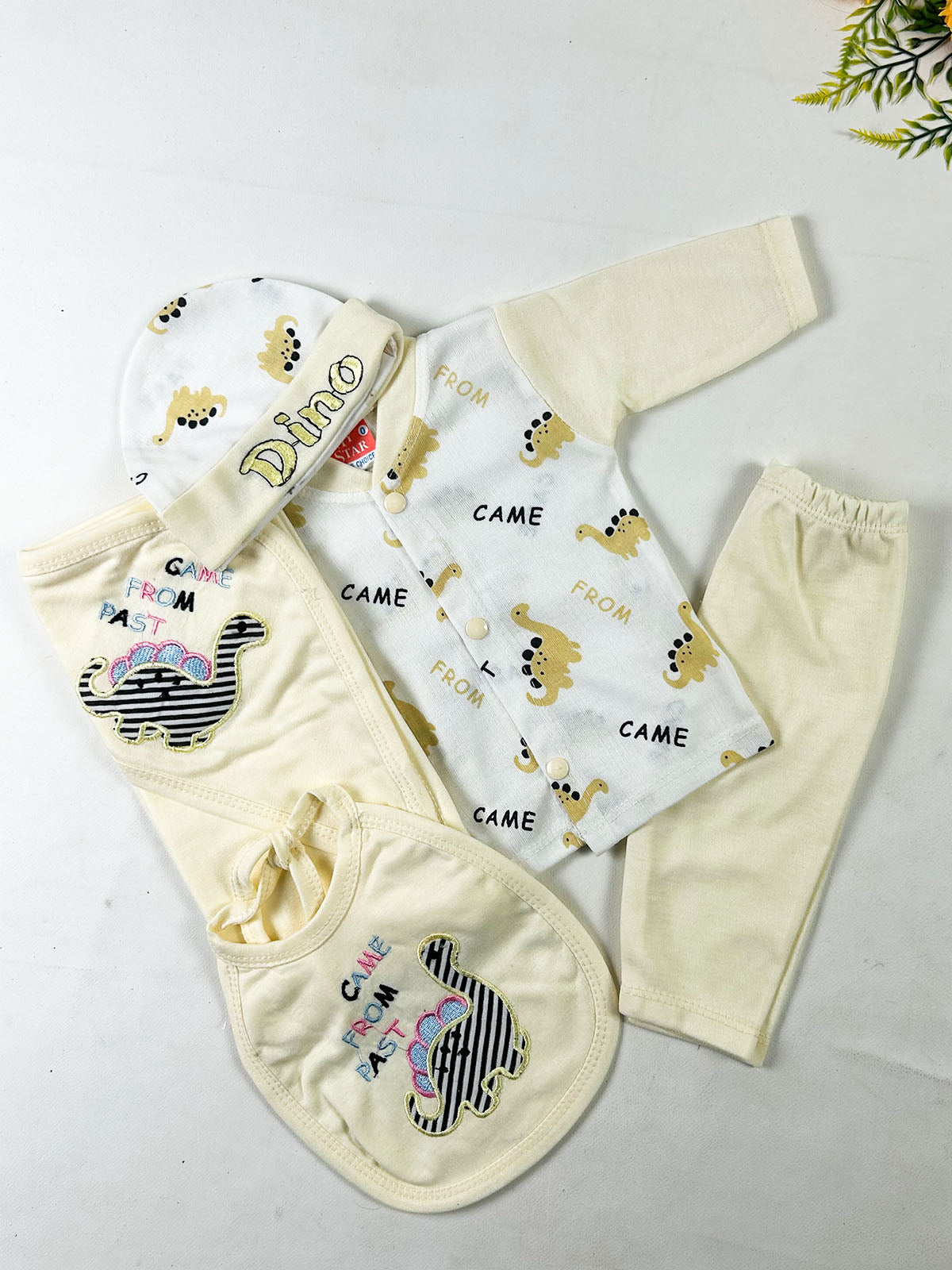 0Mth - 3Mth Dino Yellow 5Pcs Gift Set For Newborn NBGS414